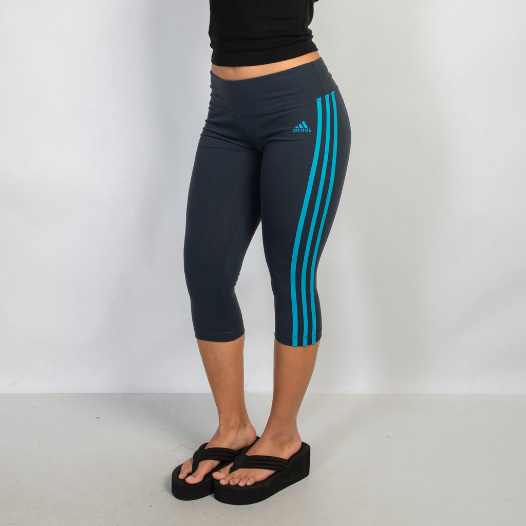 NAVY 3/4 TIGHTS