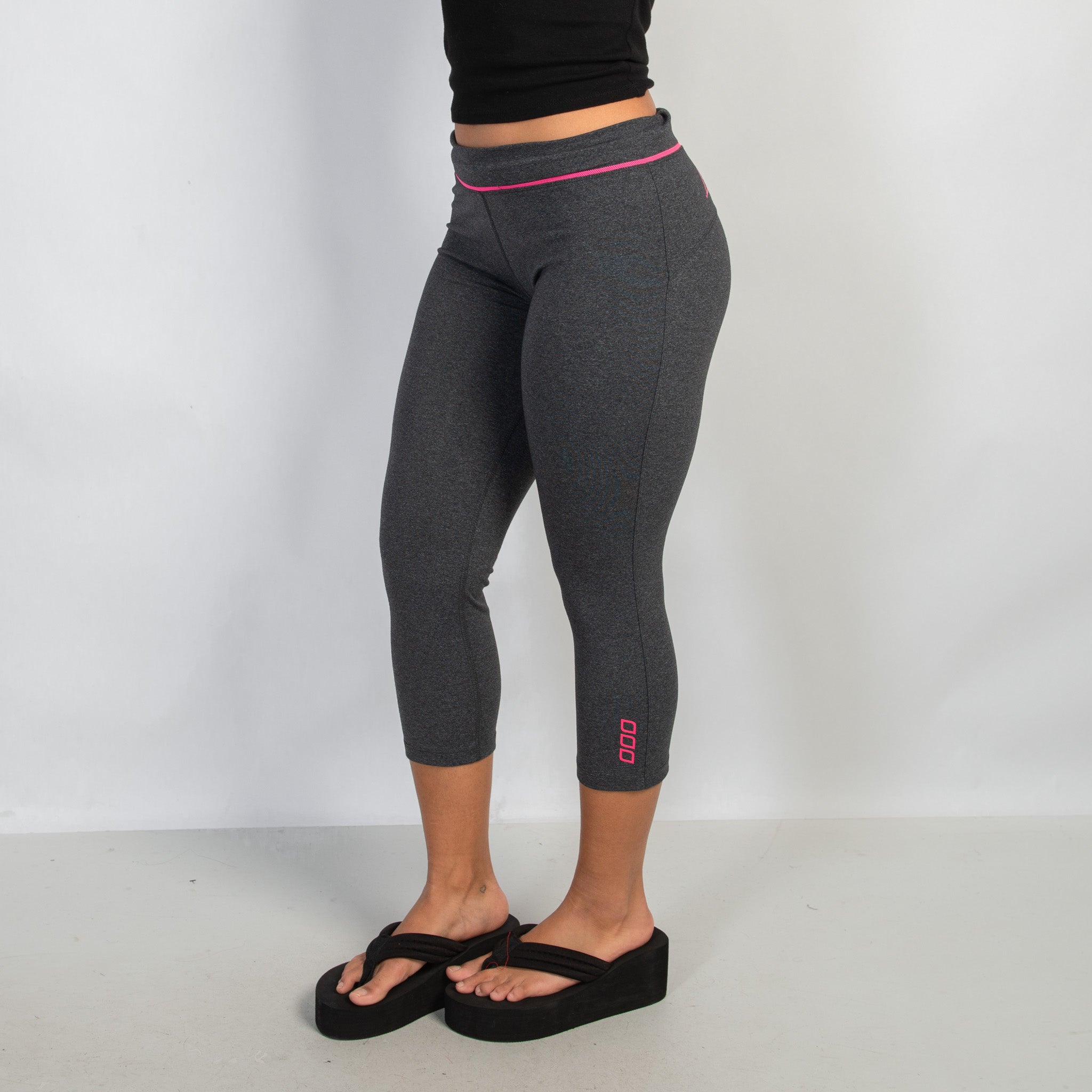 CHARCOAL CAPRI TIGHTS