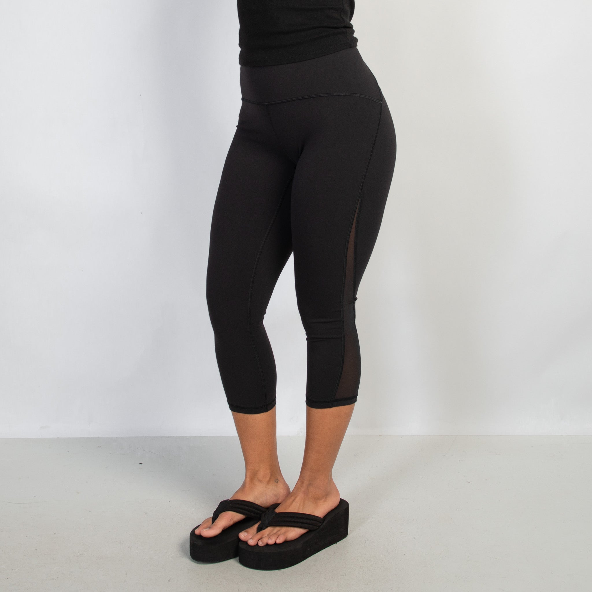 BLACK 3/4 TIGHTS