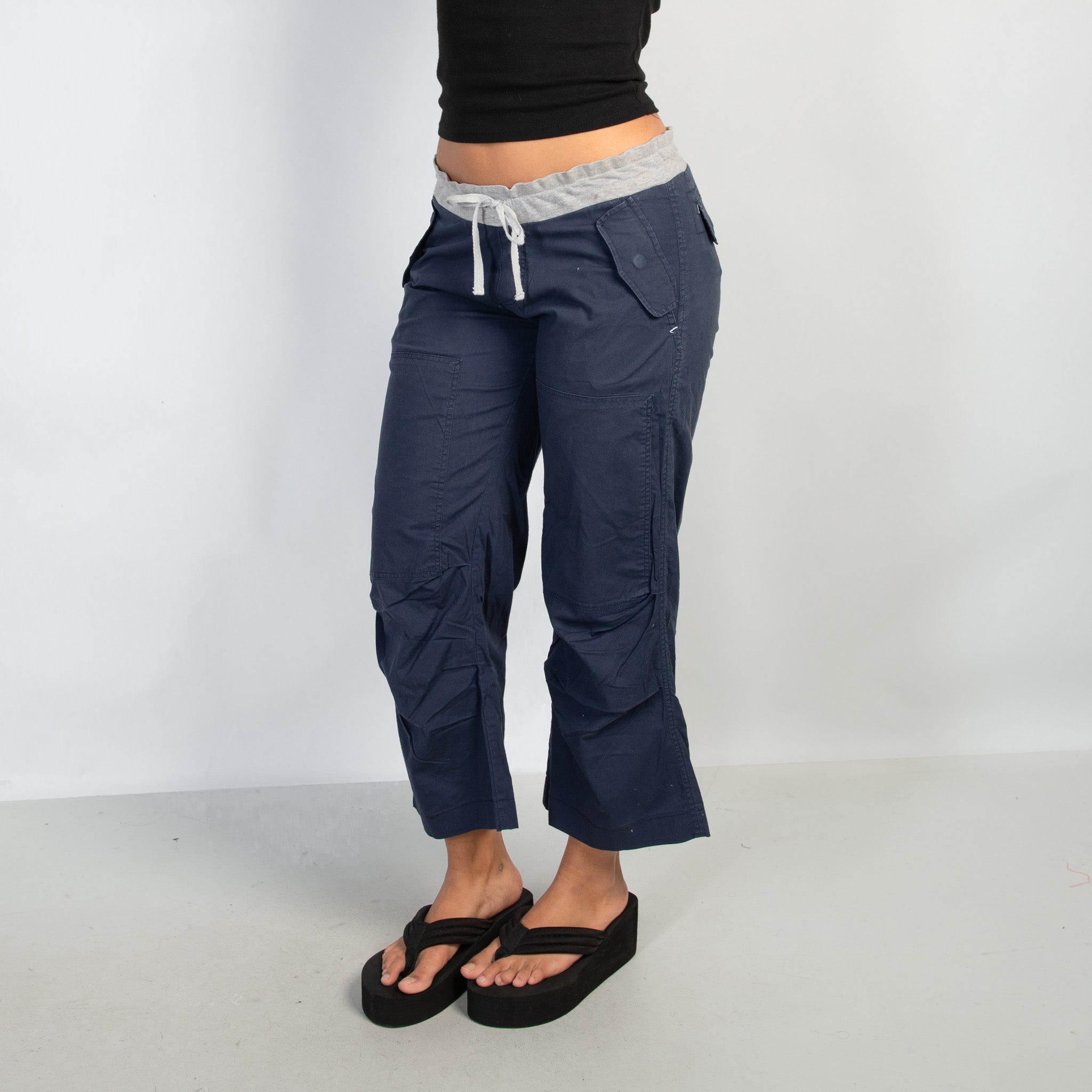 NAVY CROP CARGO PANTS