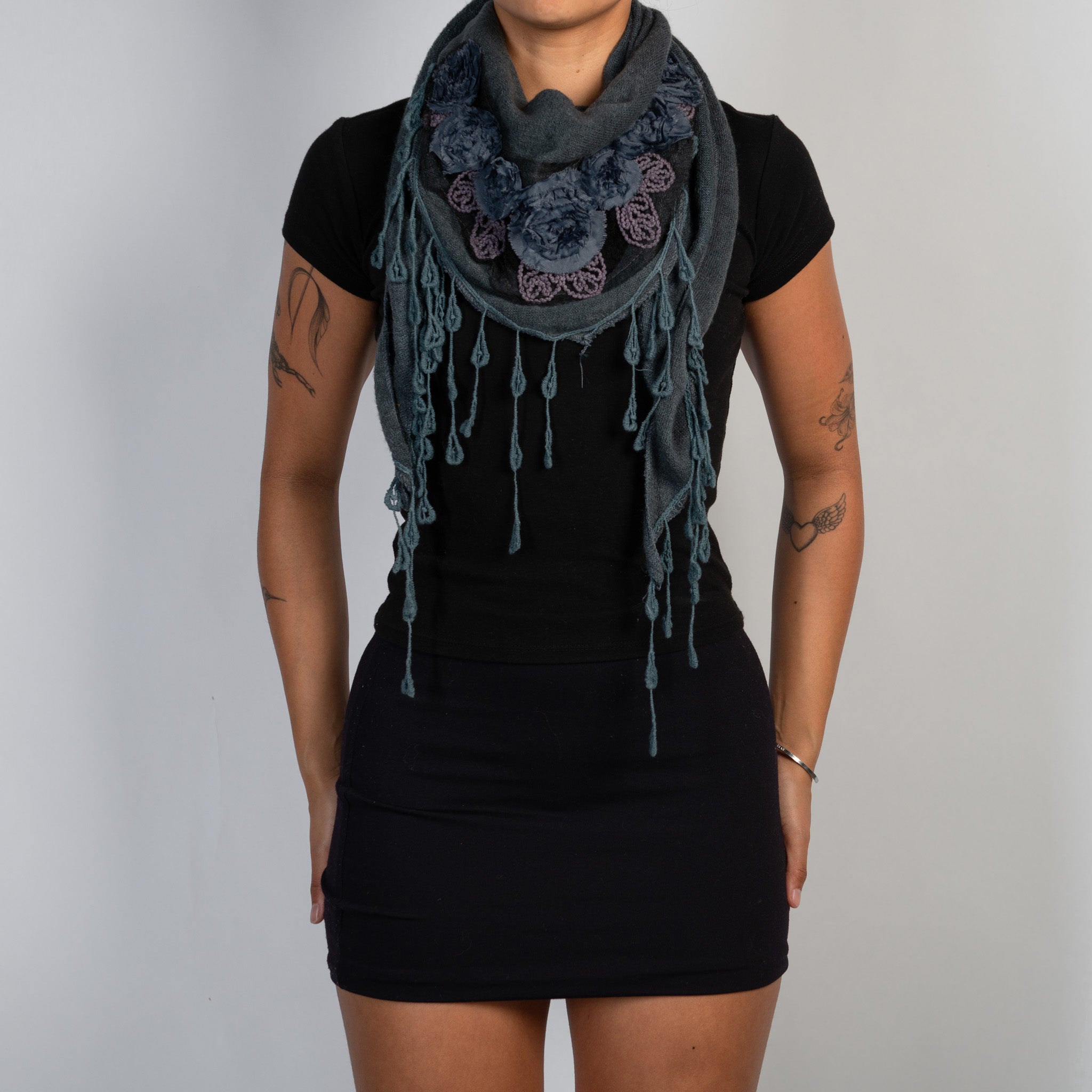 NAVY FLORAL SCARF