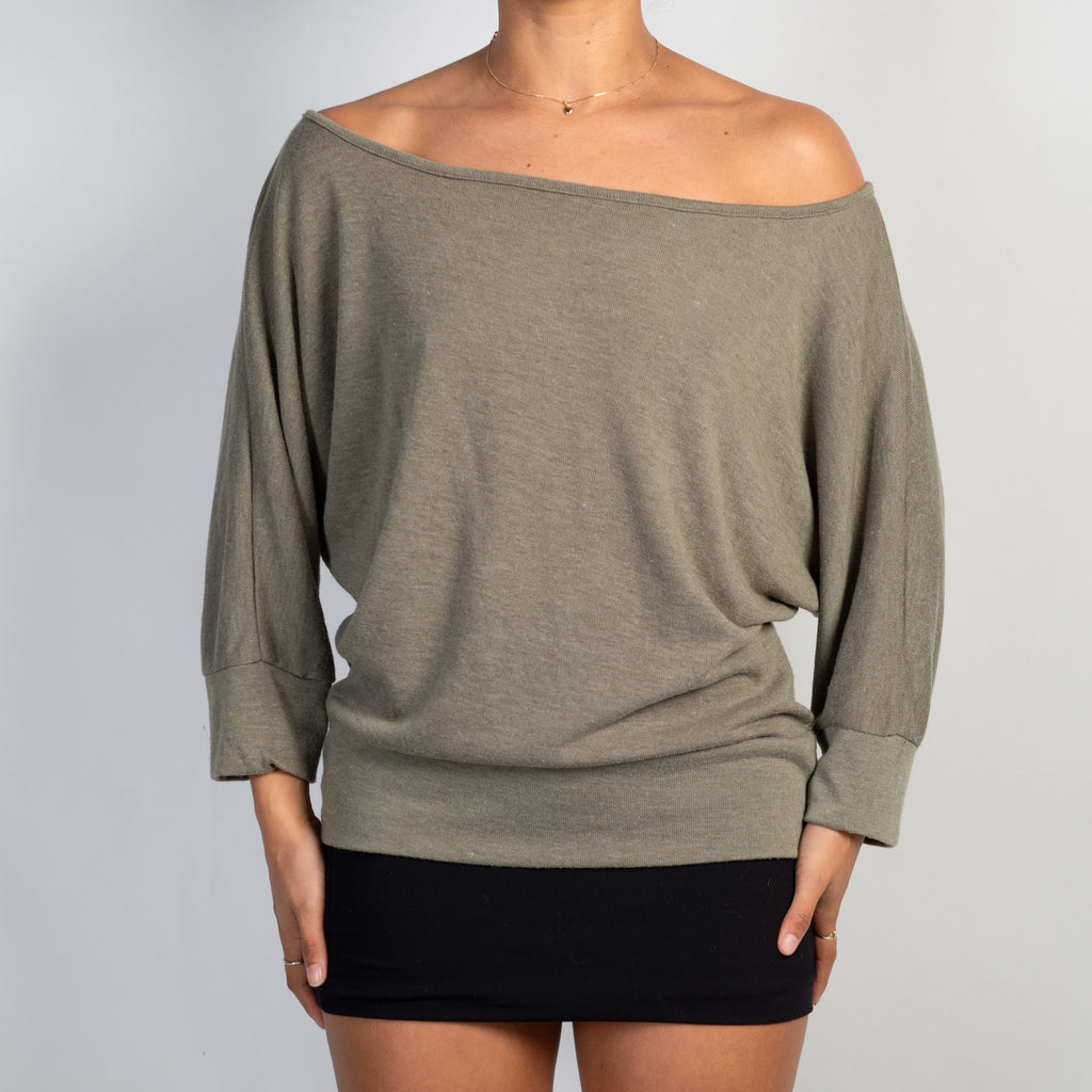 KHAKI SLOUCH TOP