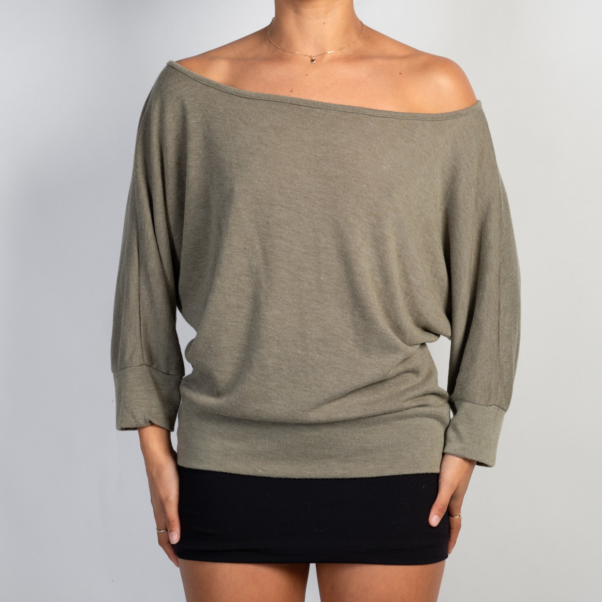 KHAKI SLOUCH TOP