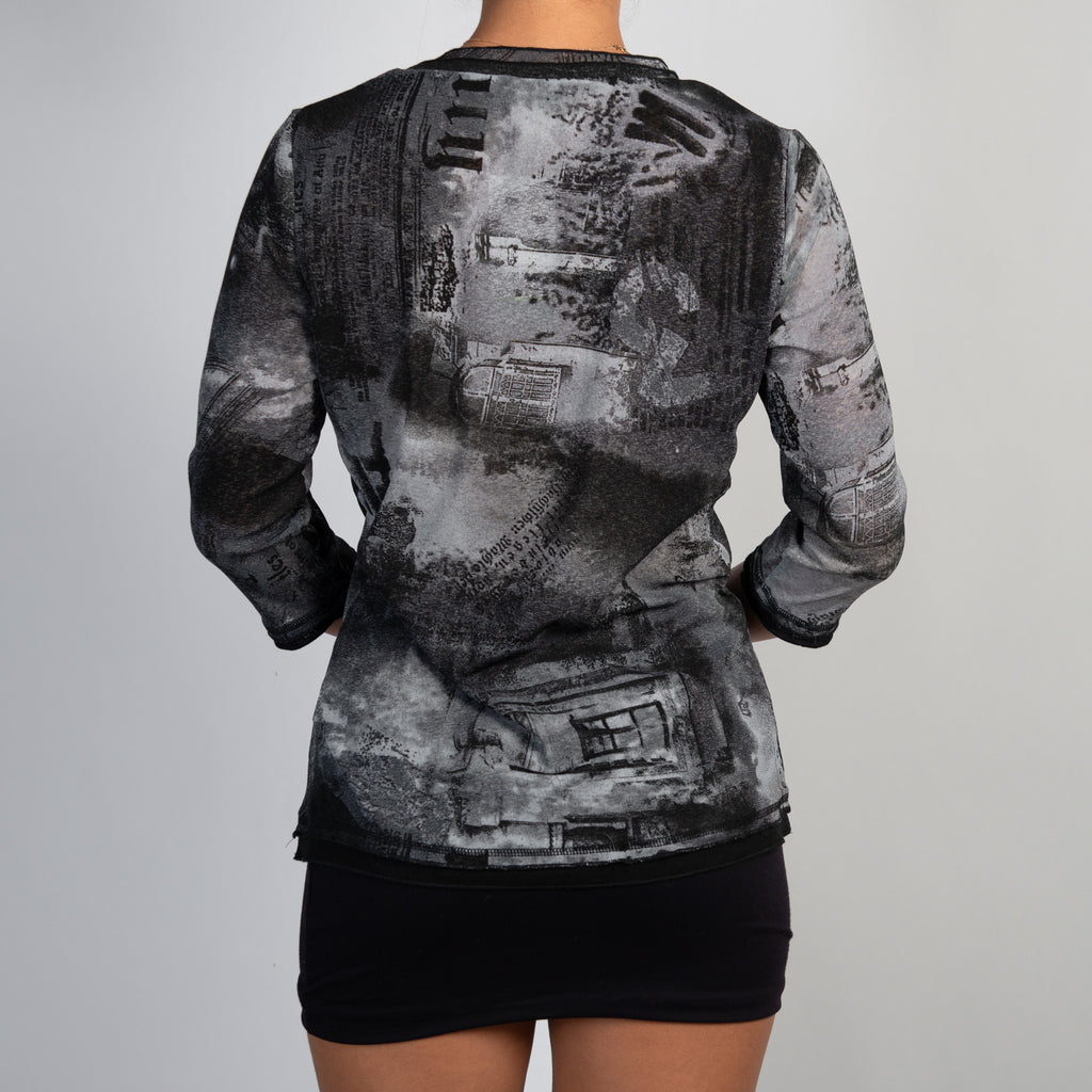 GREY MESH PATTERN TOP