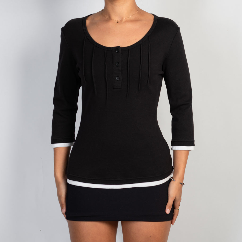 BLACK PIN TUCK HENLEY TOP