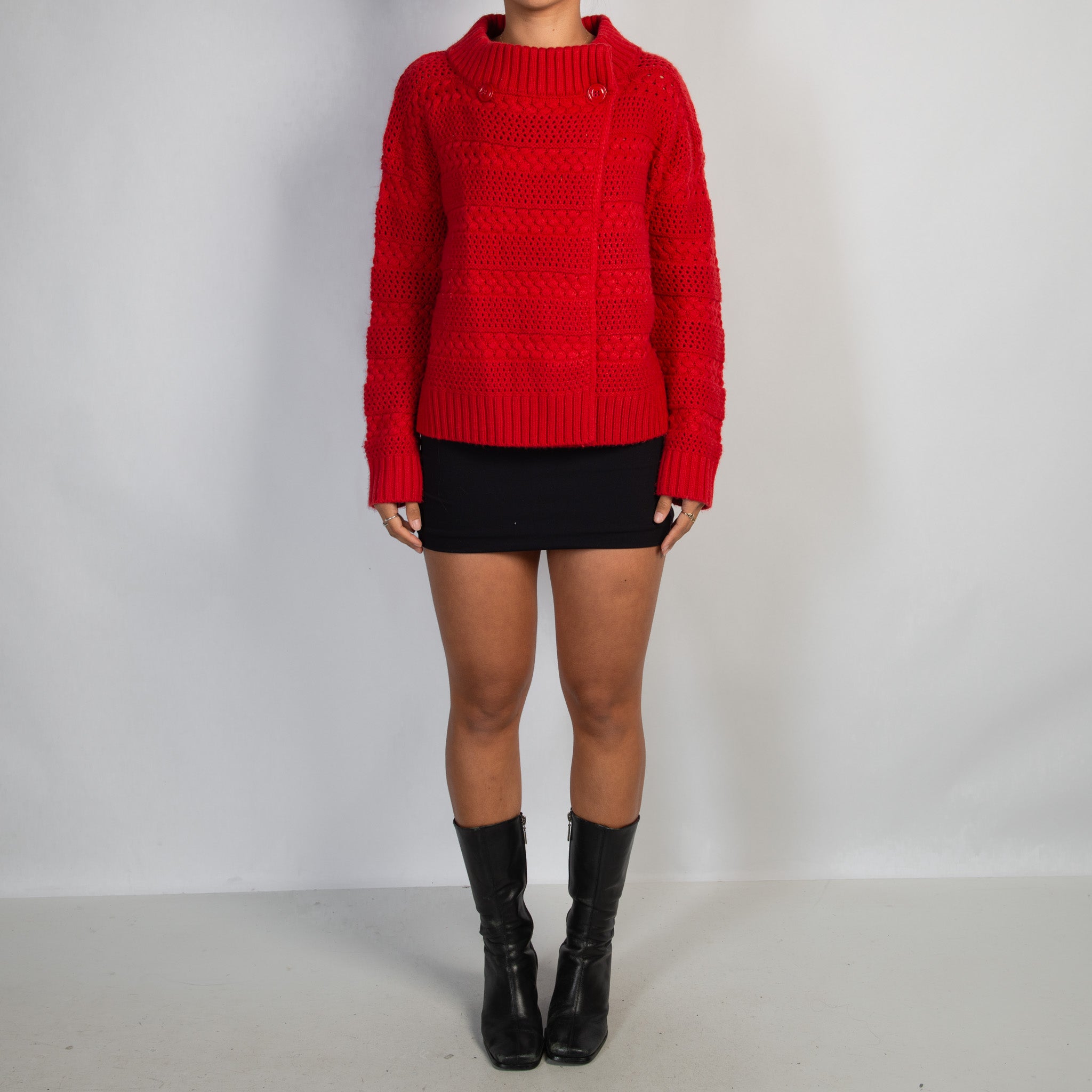RED CABLE KNIT CARDIGAN