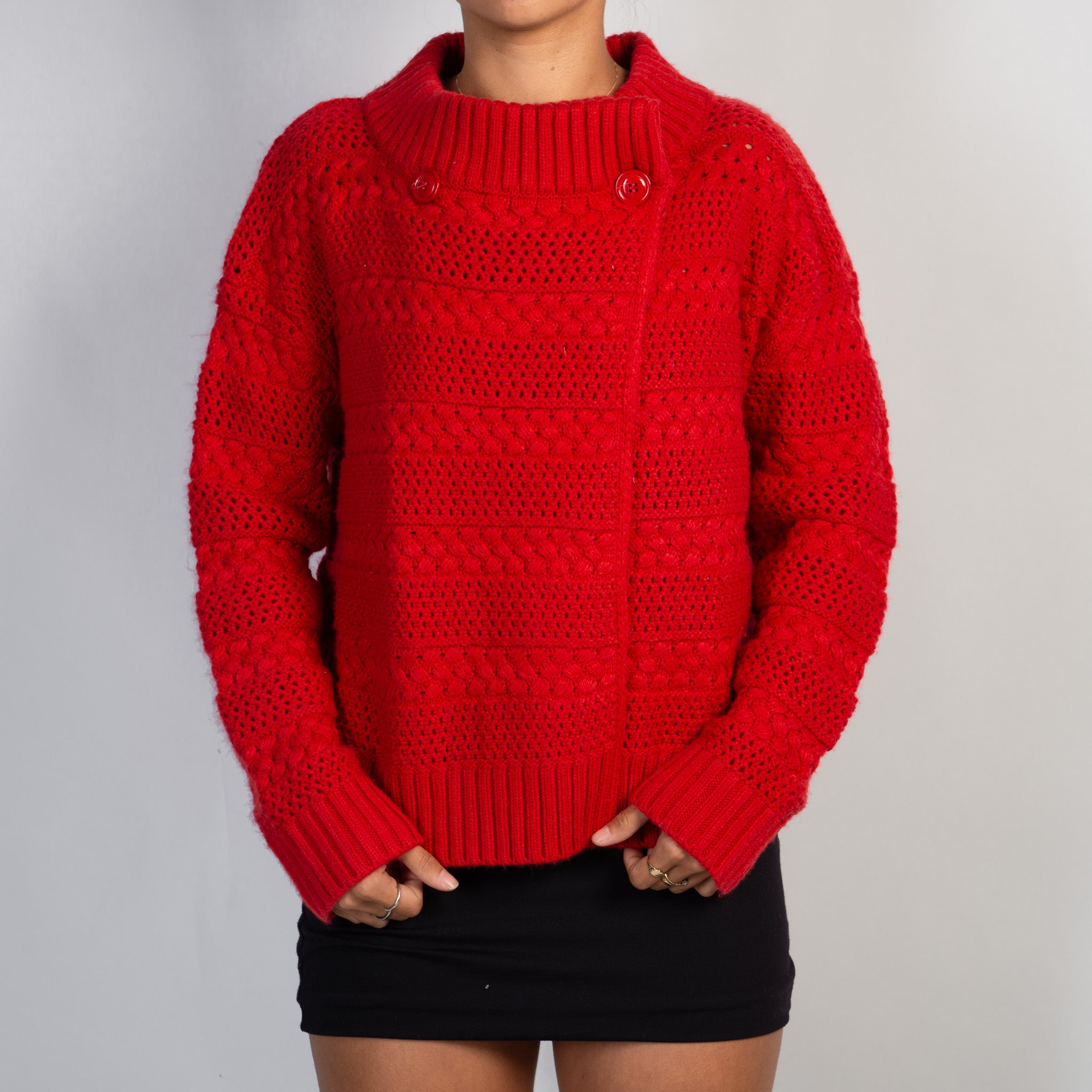 RED CABLE KNIT CARDIGAN
