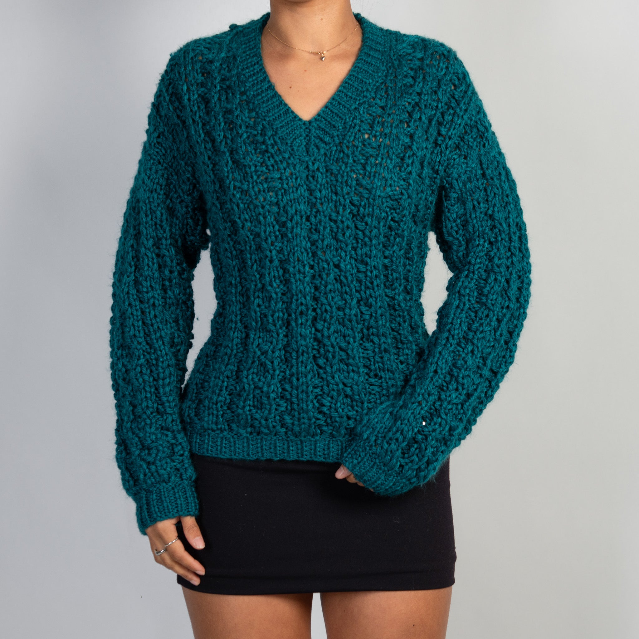 TURQUOISE KNIT SWEATER