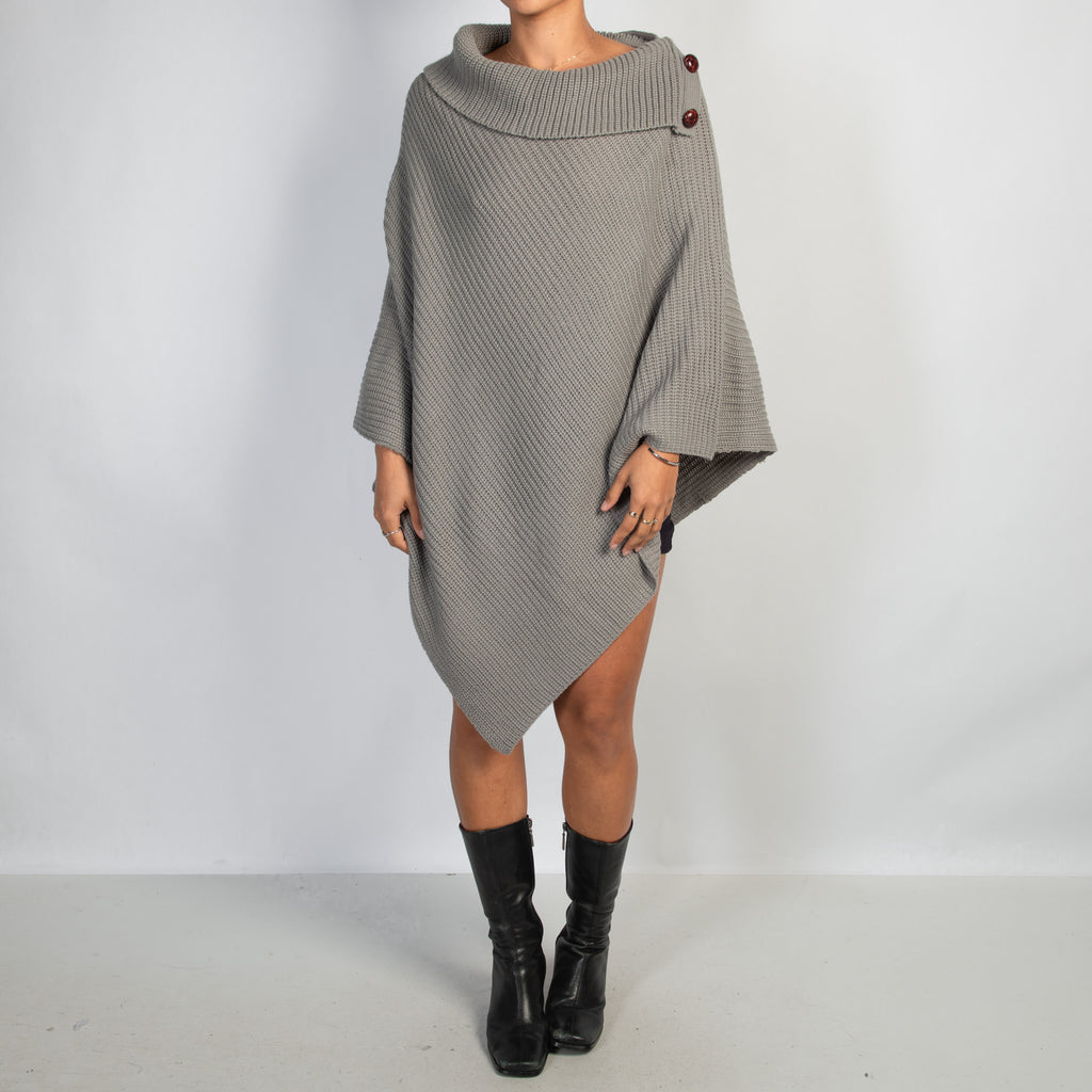 GREY KNIT PONCHO