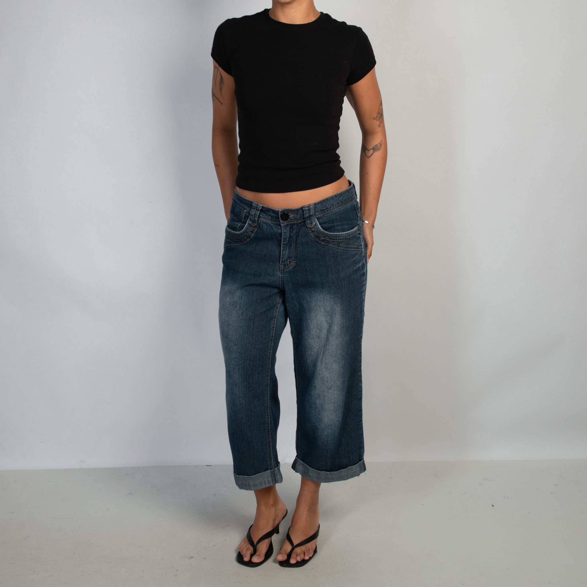 CUFF CROP DENIM JEANS