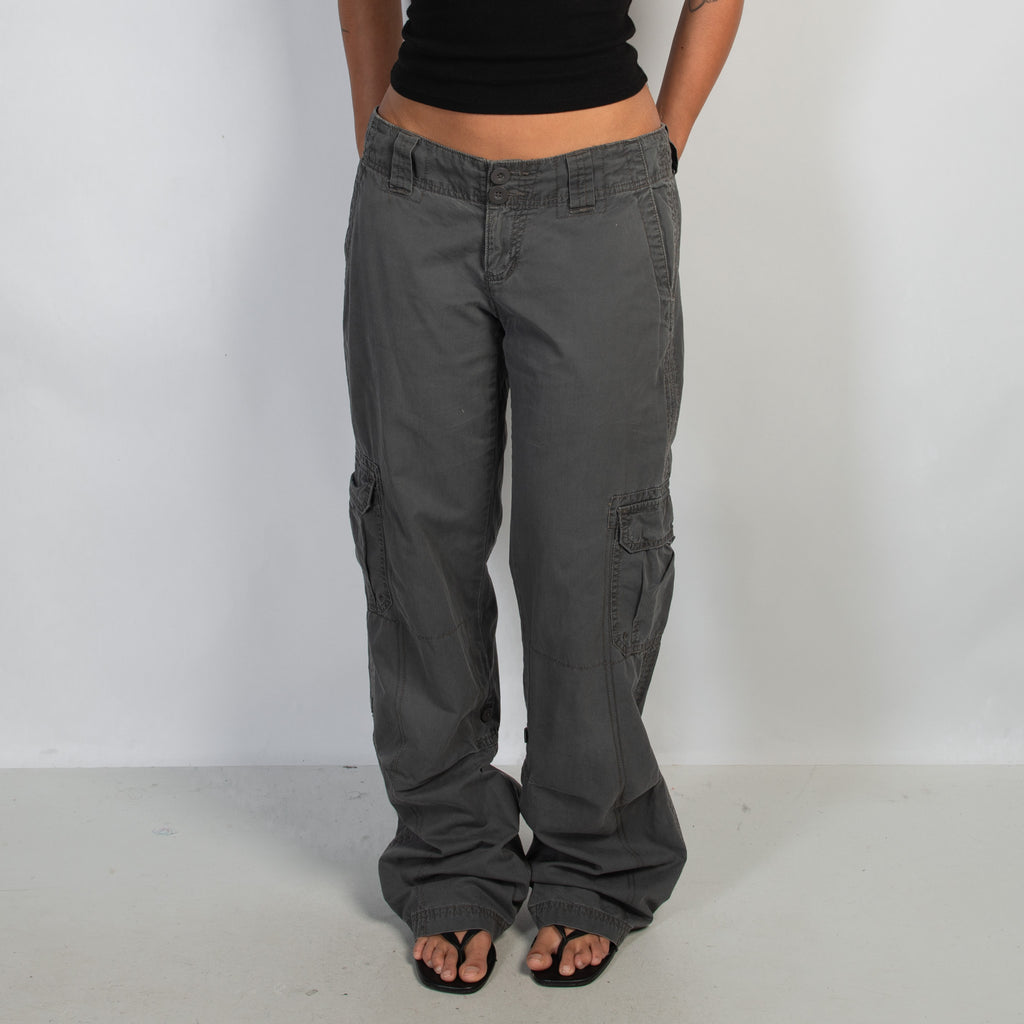 GREY CARGO PANTS