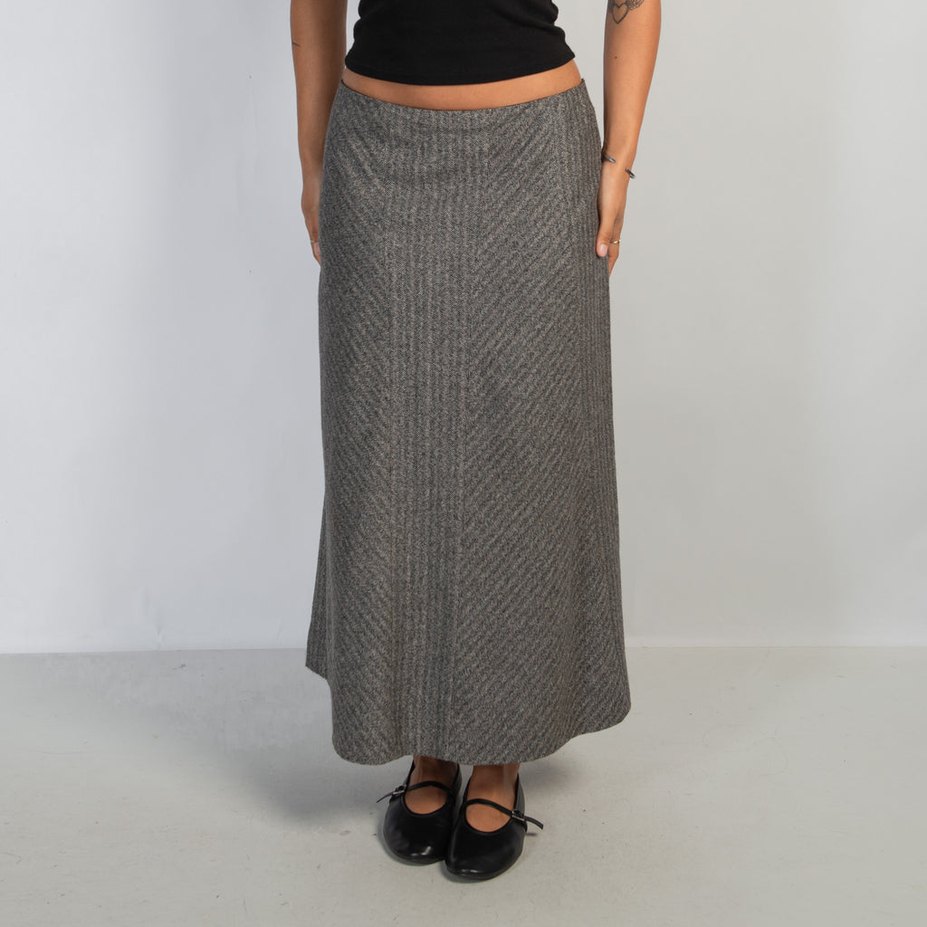 LONGLINE HERRINGBONE SKIRT