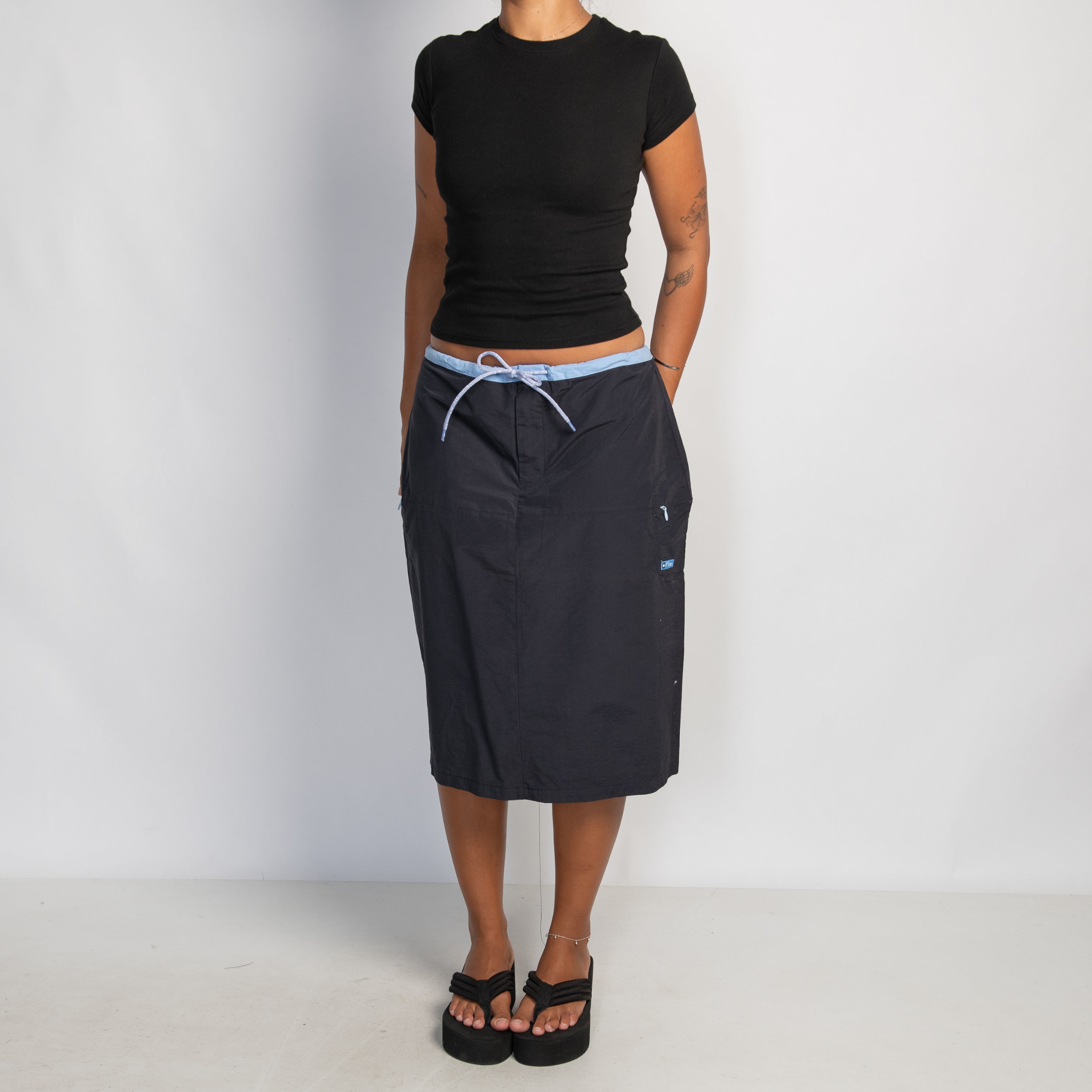 BLUE TRIM NYLON MIDI SKIRT