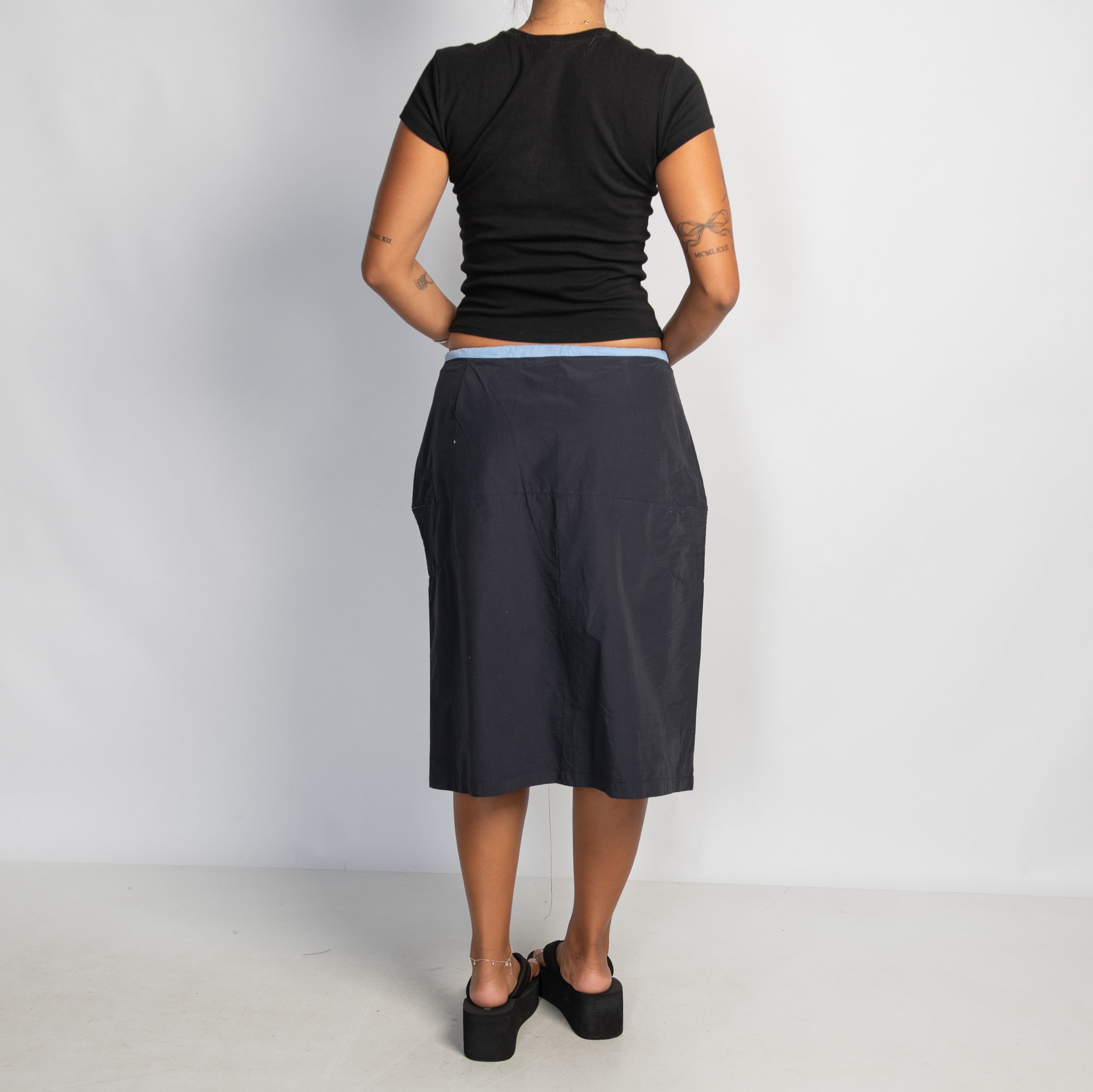 BLUE TRIM NYLON MIDI SKIRT