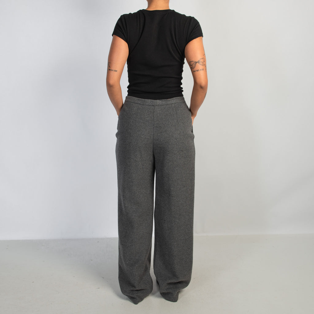 GREY PLEATED TROUSERS