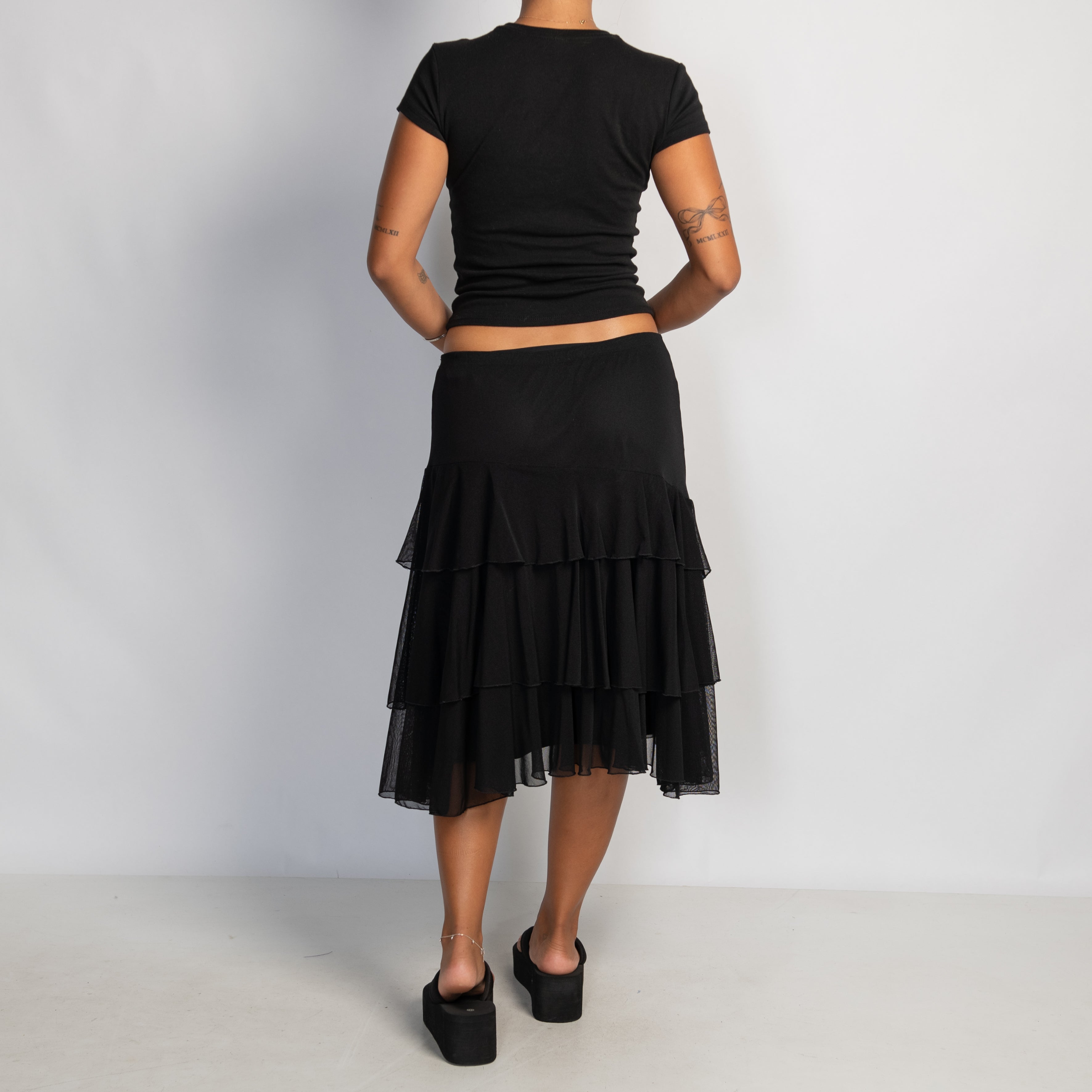 BLACK TIERED MIDI SKIRT