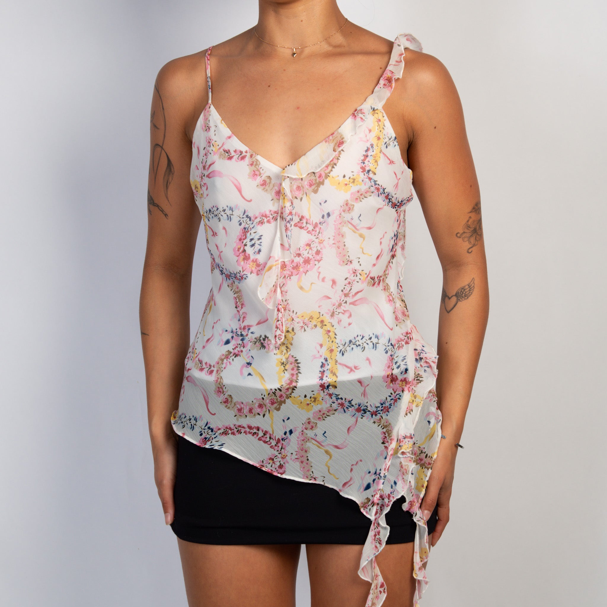 WHITE FLORAL CAMISOLE