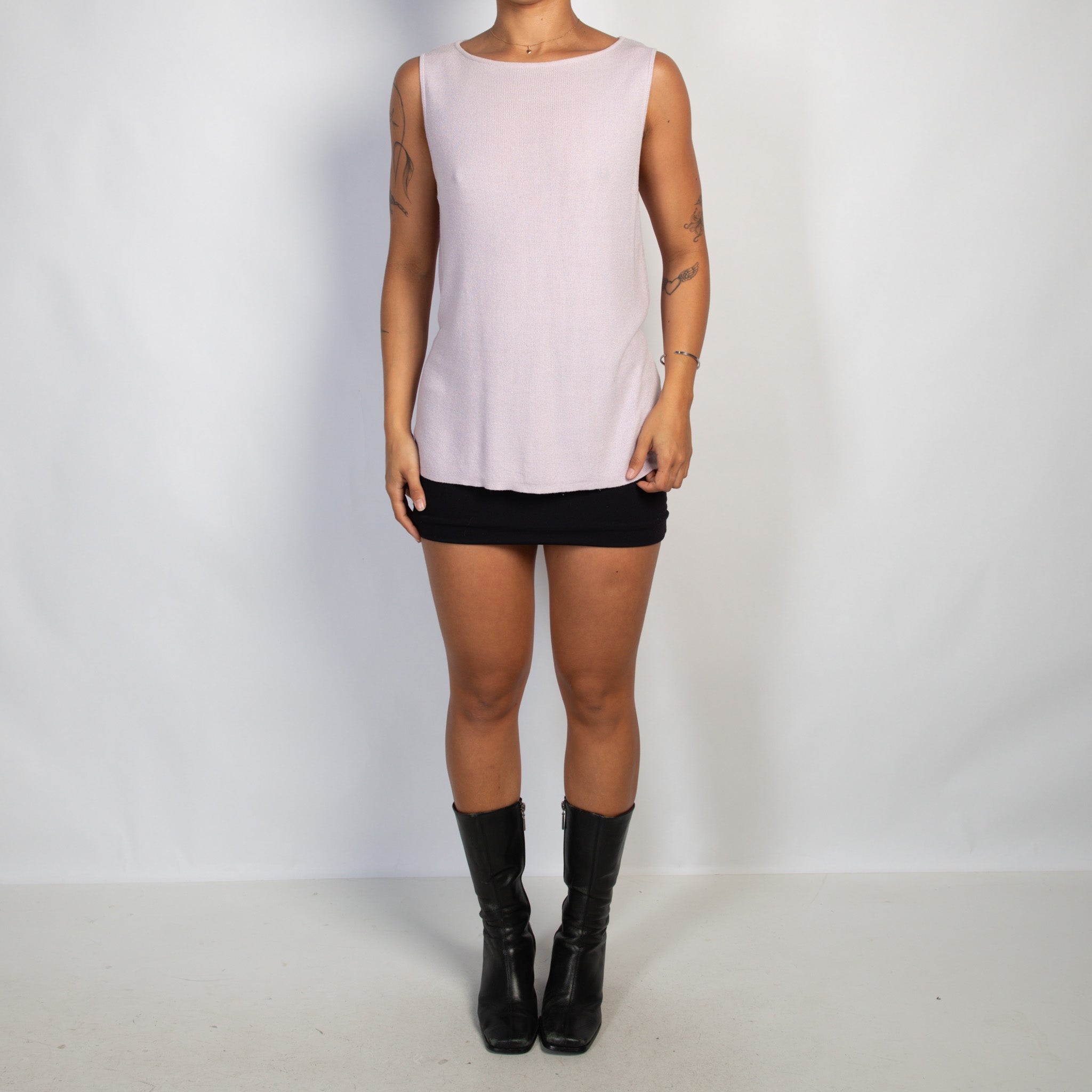 PASTEL KNIT SLEEVELESS TOP