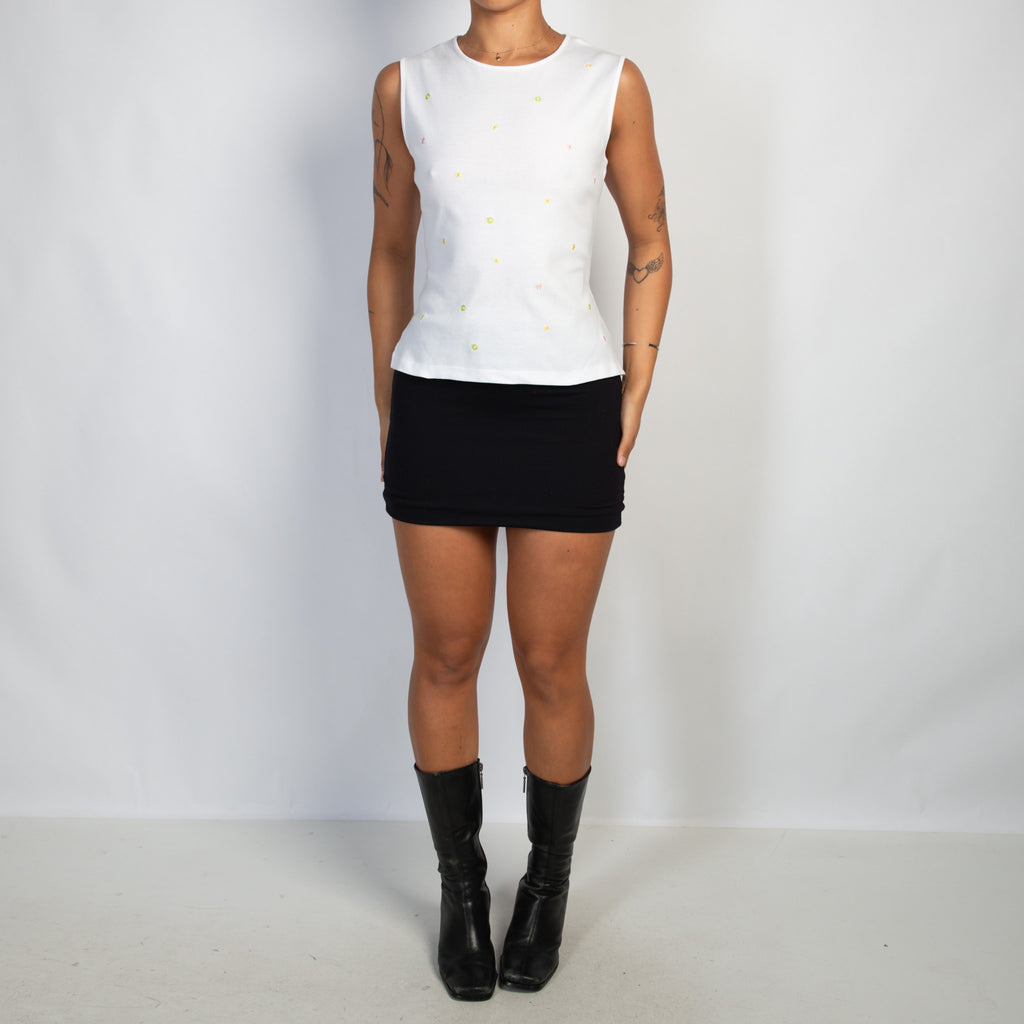 FLORAL EMBROIDERED TANK TOP
