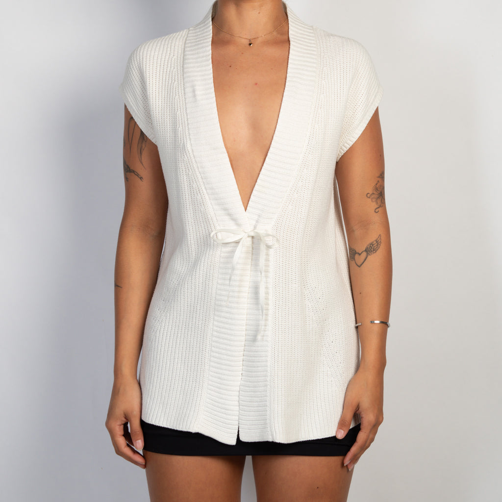 WHITE KNIT TIE FRONT TOP