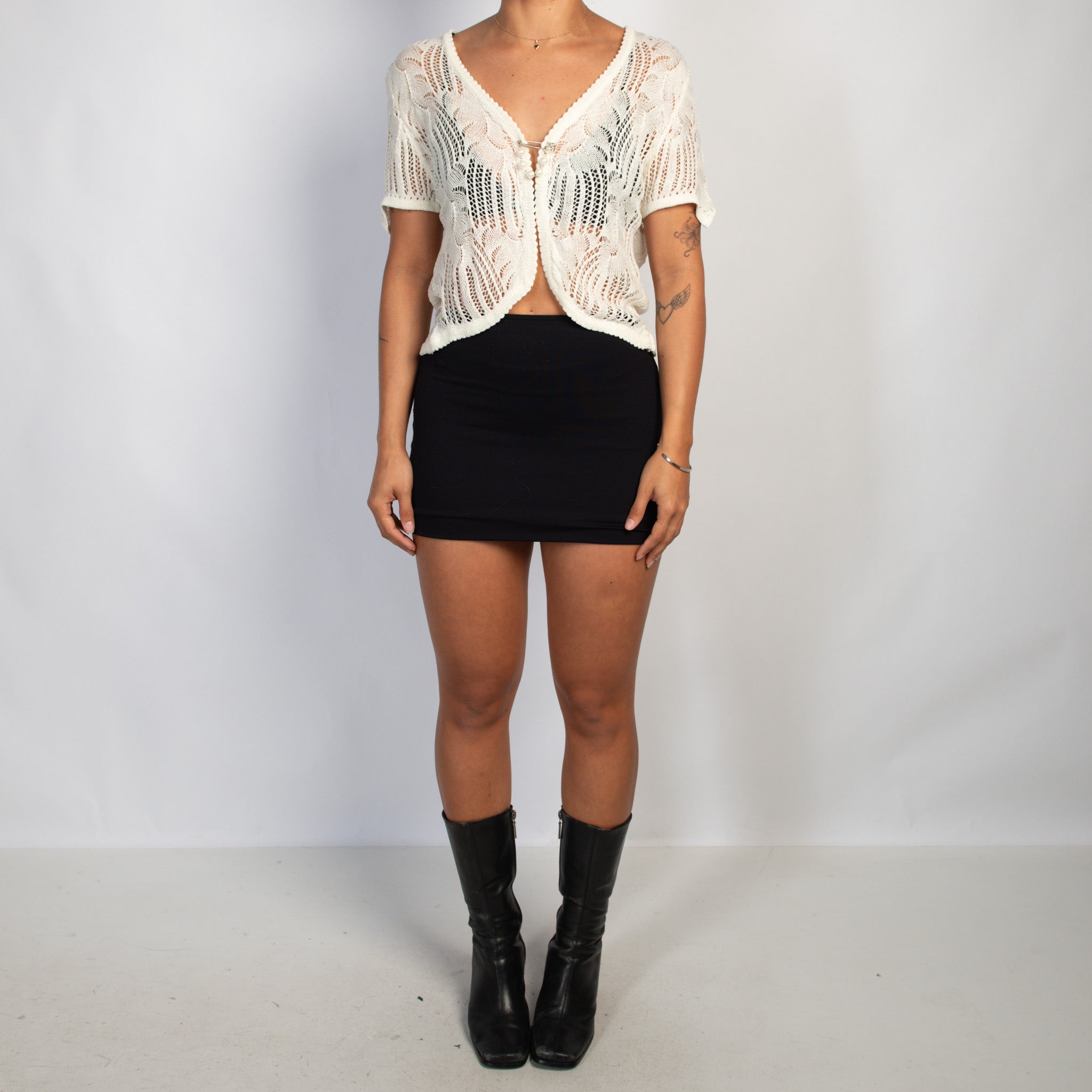 CREAM CROCHET BOLERO