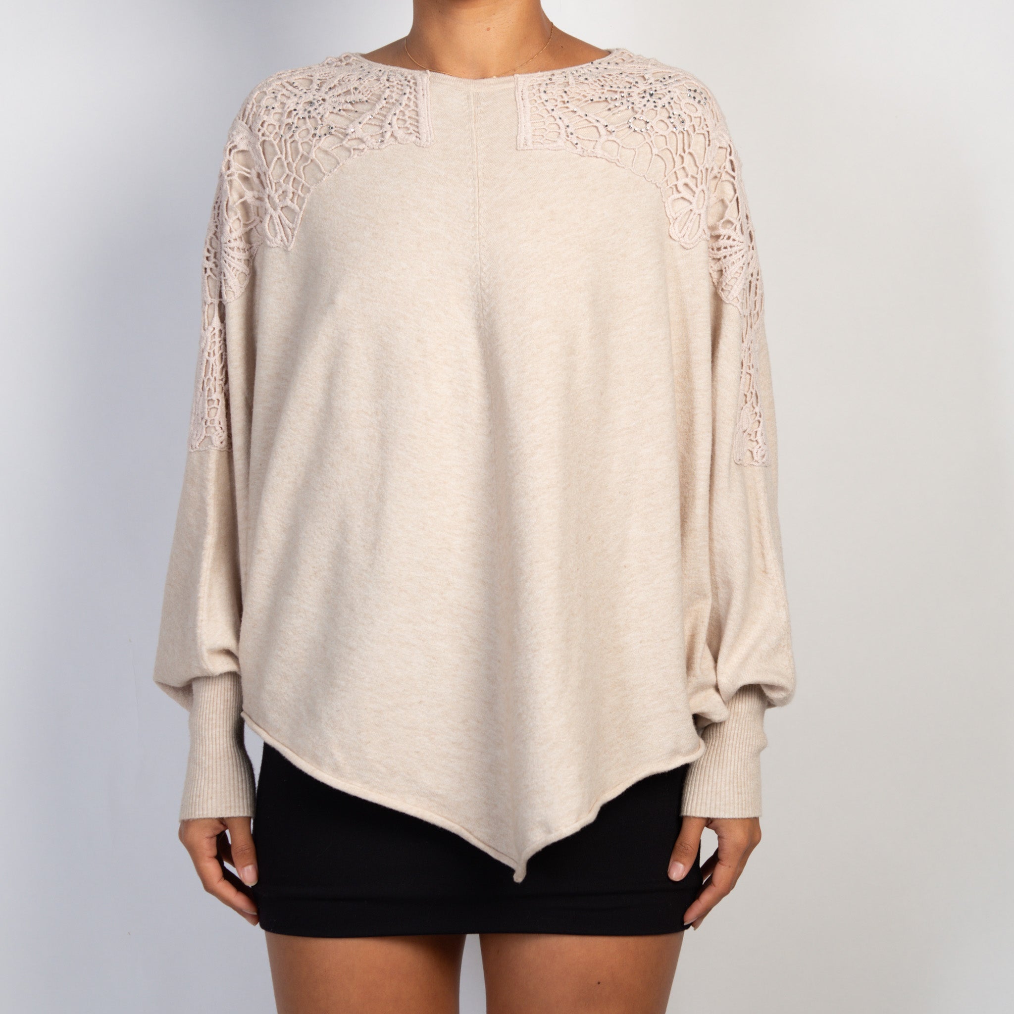 CREAM BATWING TOP