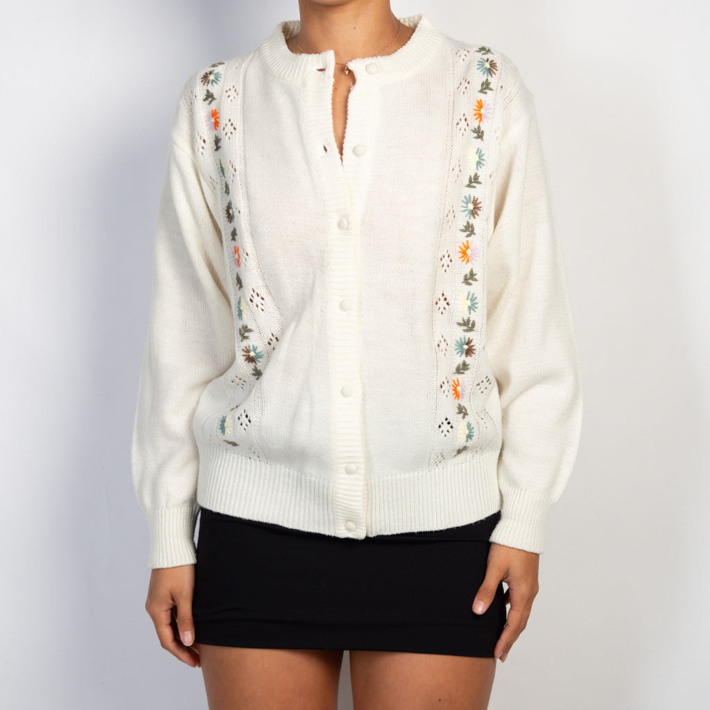 FLORAL EMBROIDERED CARDIGAN