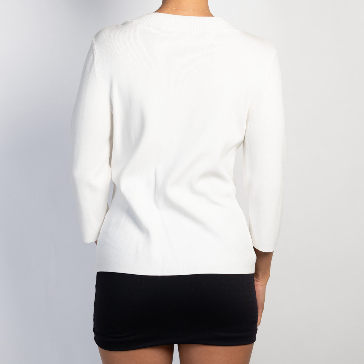 CREAM KNIT TOP