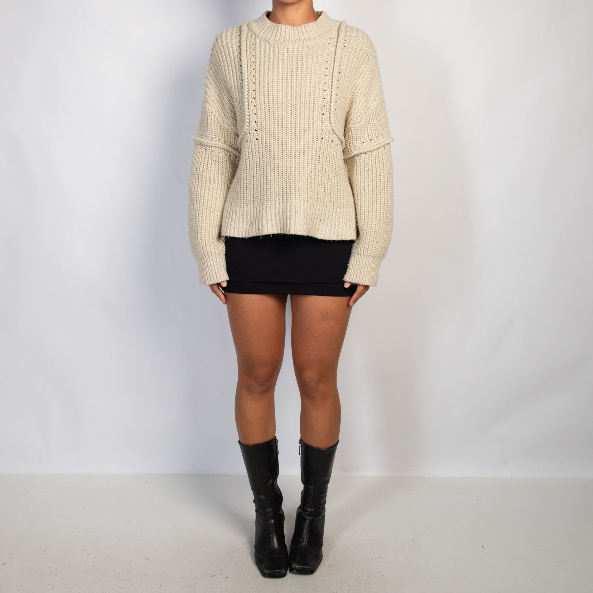 CREAM CHUNKY KNIT SWEATER