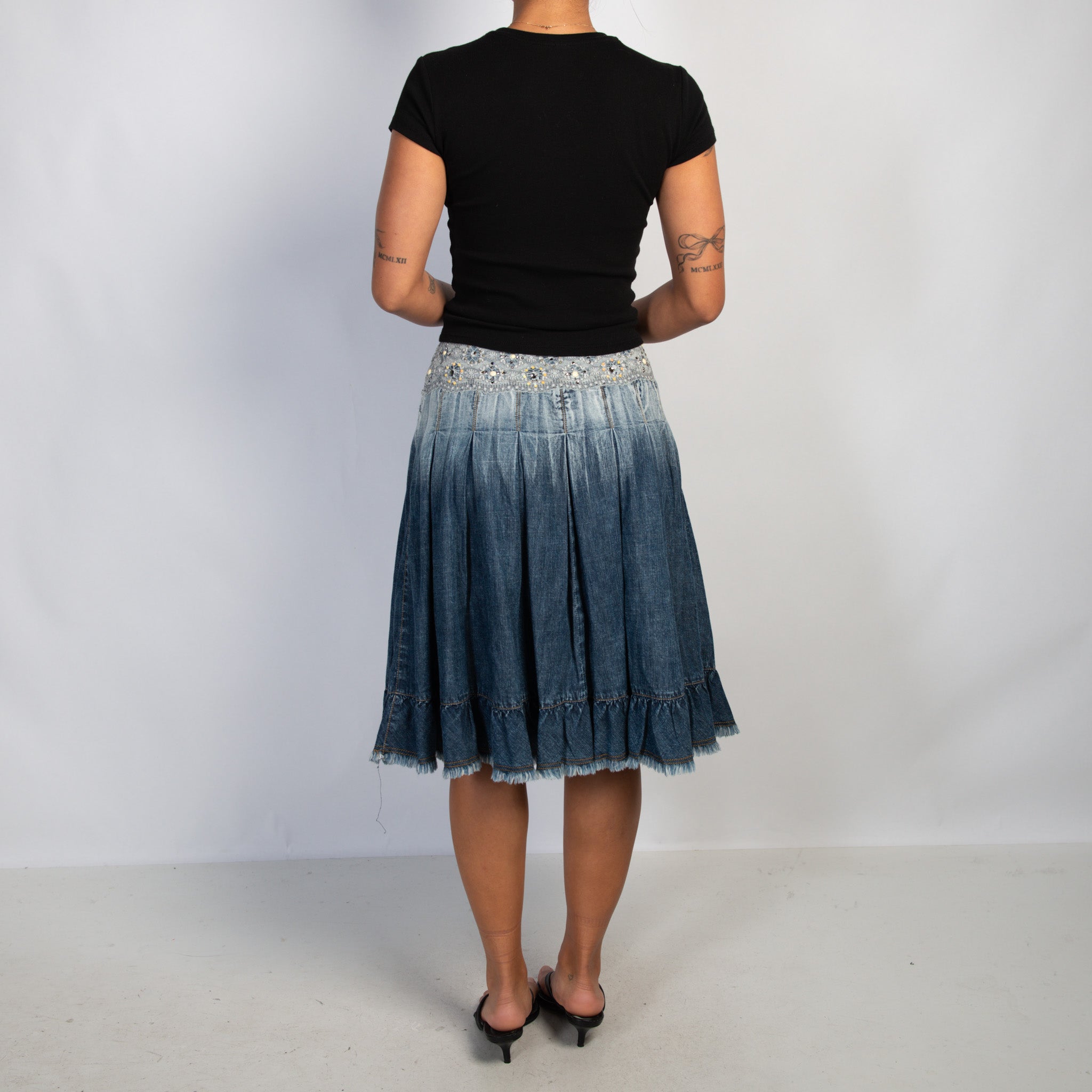 DENIM PLEATED MIDI SKIRT