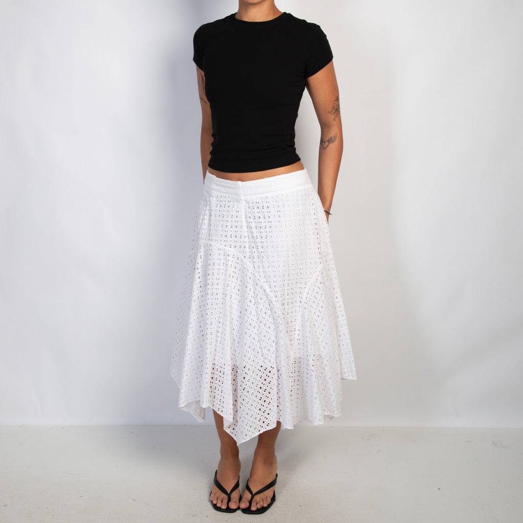 WHITE BRODERIE SKIRT