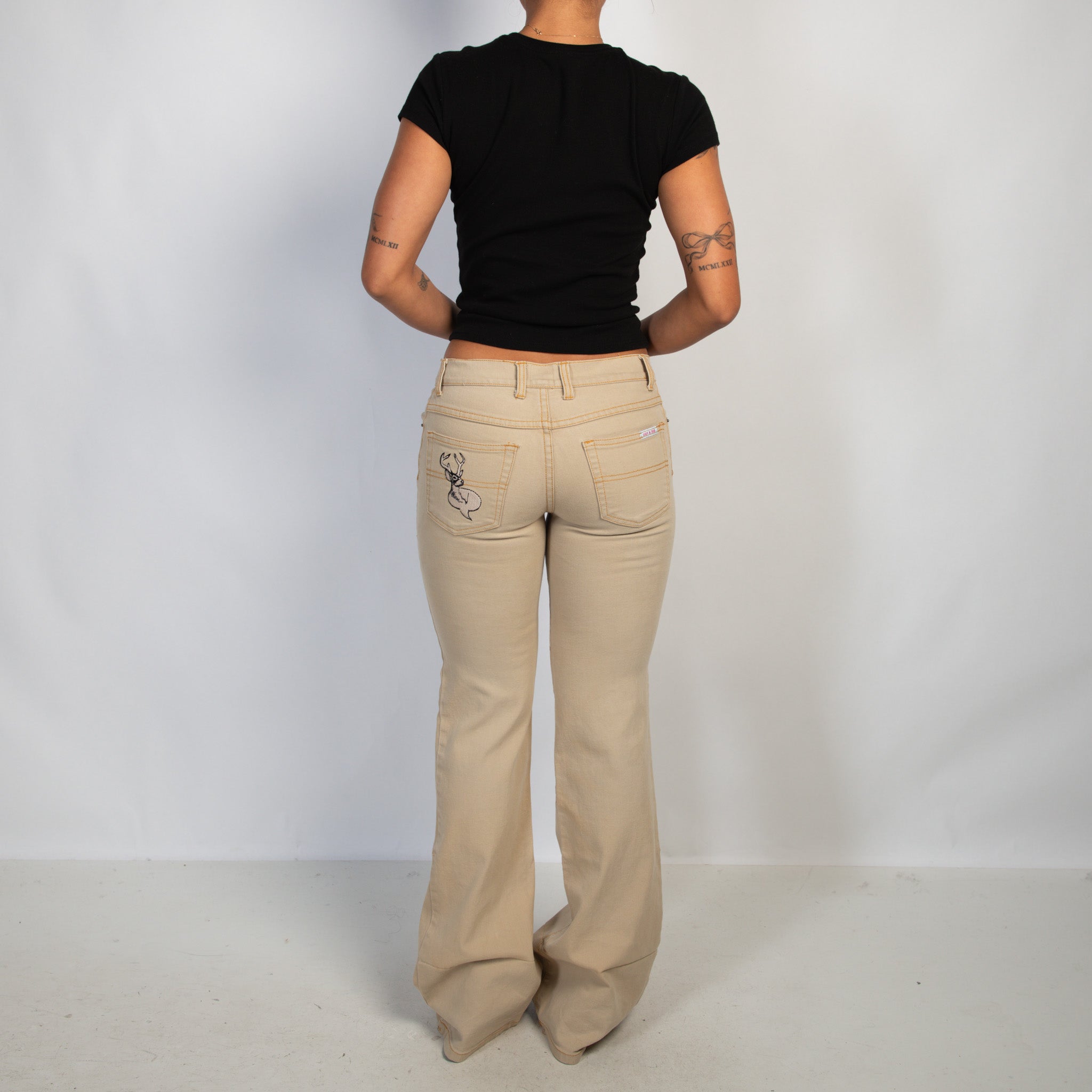 BEIGE FLARE JEANS