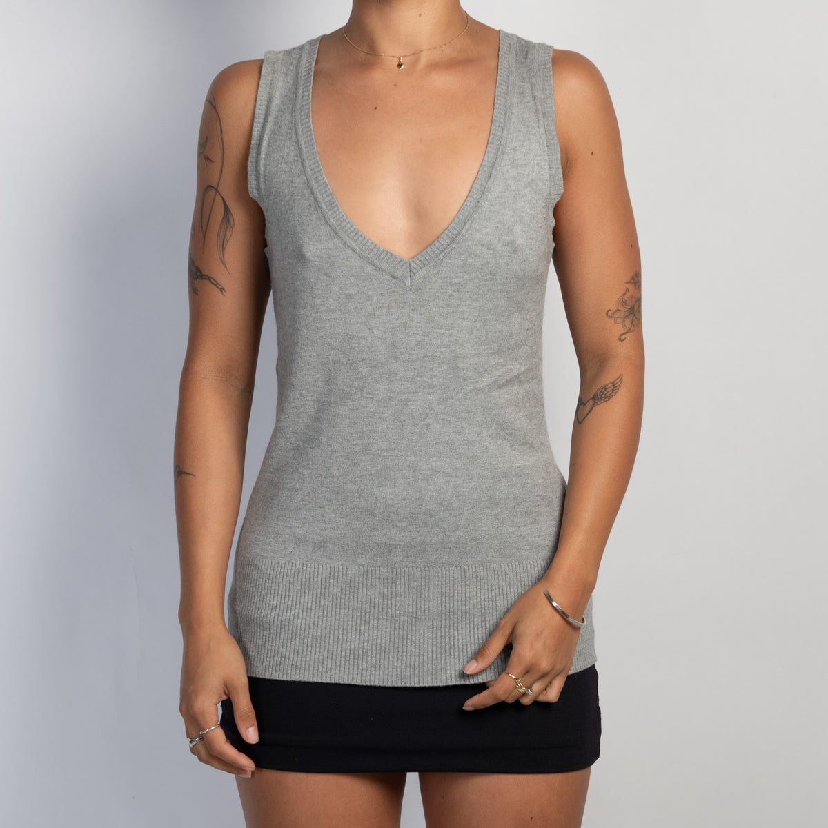 GREY KNIT VEST TOP