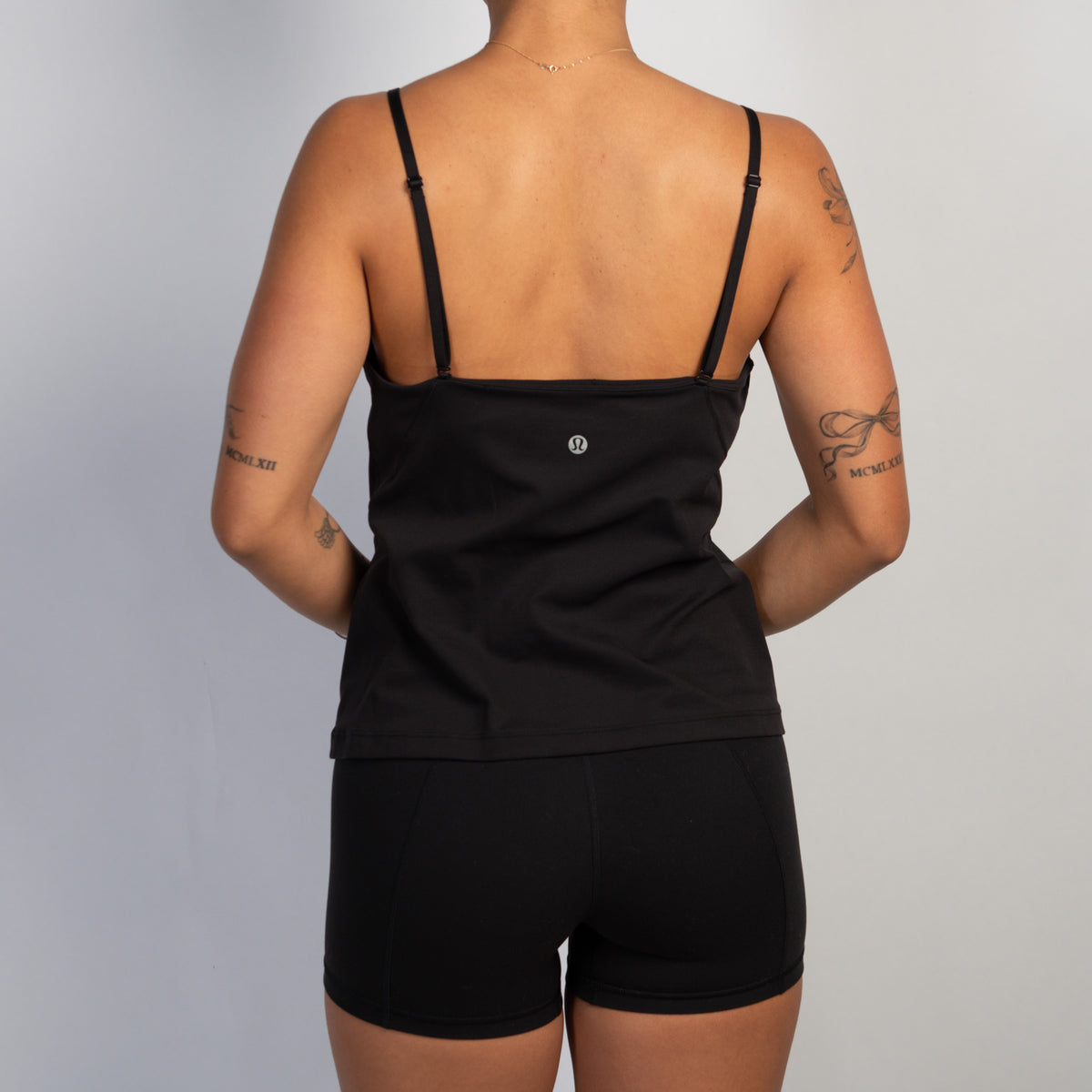 BLACK ACTIVE TANK TOP