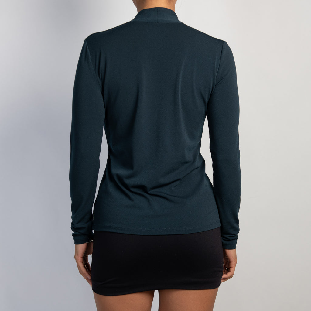 NAVY LONG SLEEVE TOP