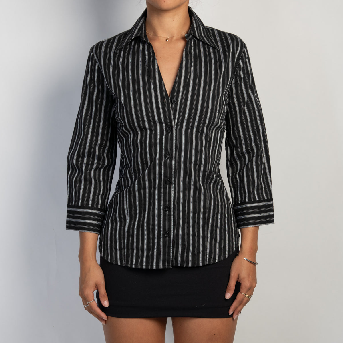 BLACK STRIPE BLOUSE