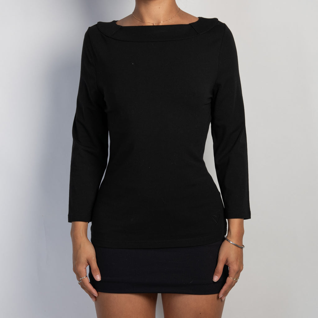 BLACK 3/4 SLEEVE TOP