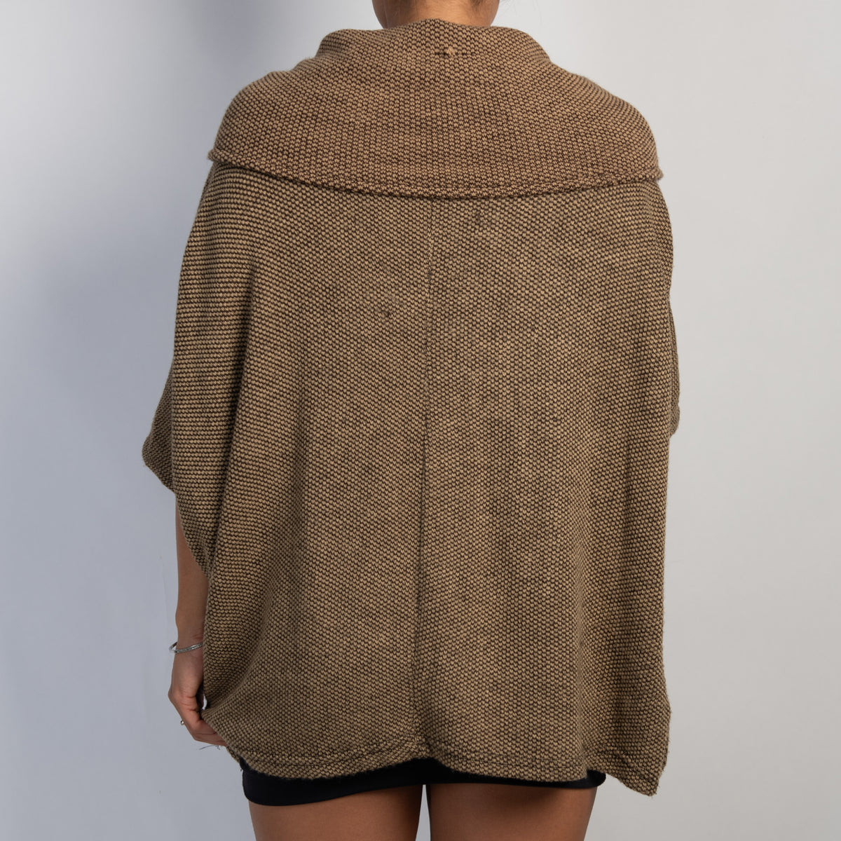 BROWN MARLE PONCHO TOP