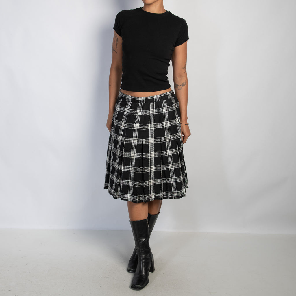 B&W PLEAT MIDI SKIRT