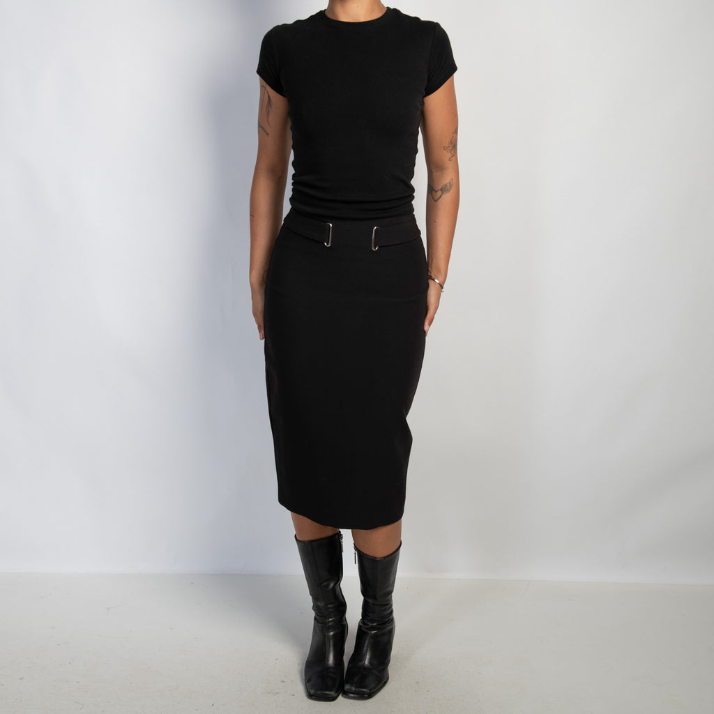 BLACK MIDI SKIRT