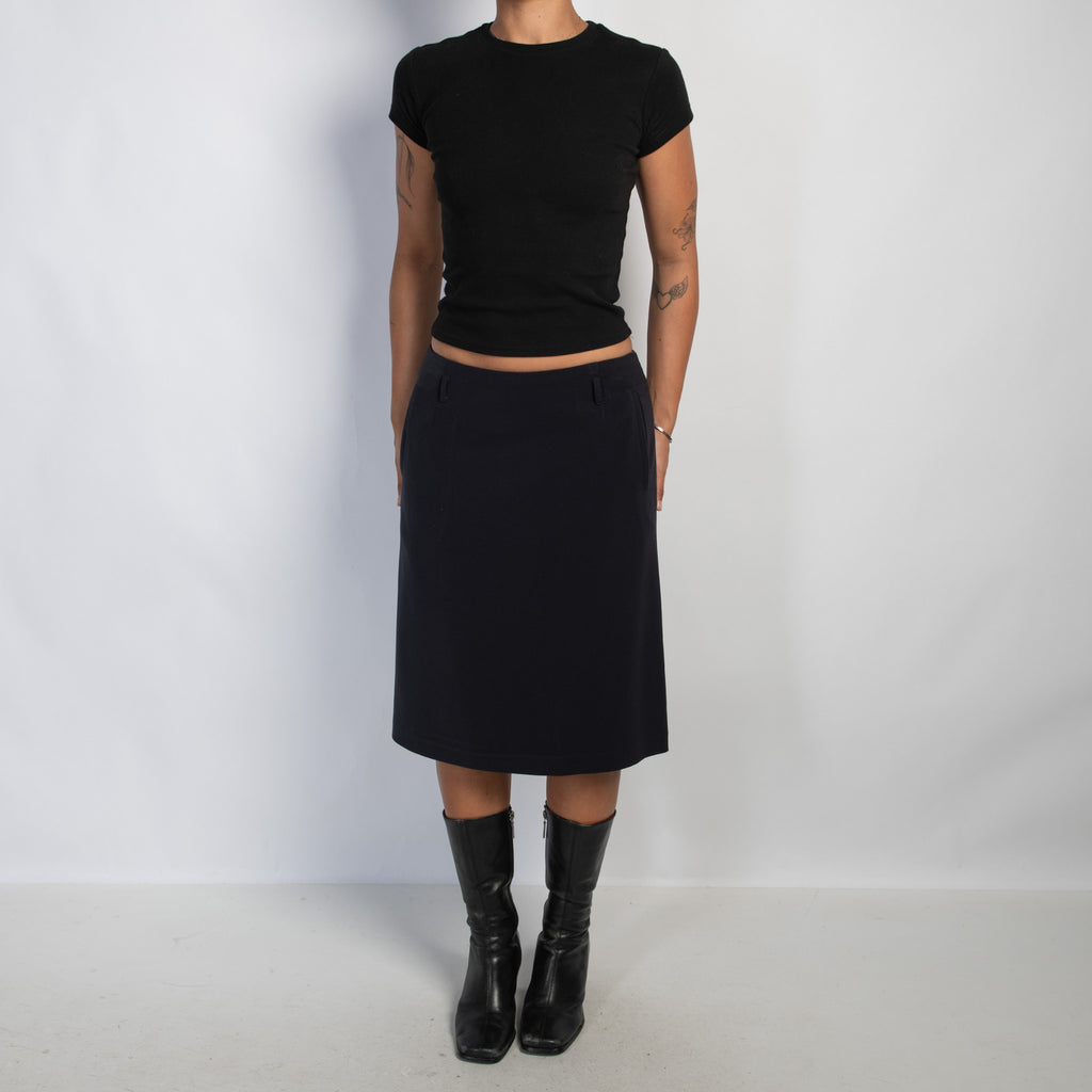 BLACK MIDI SKIRT