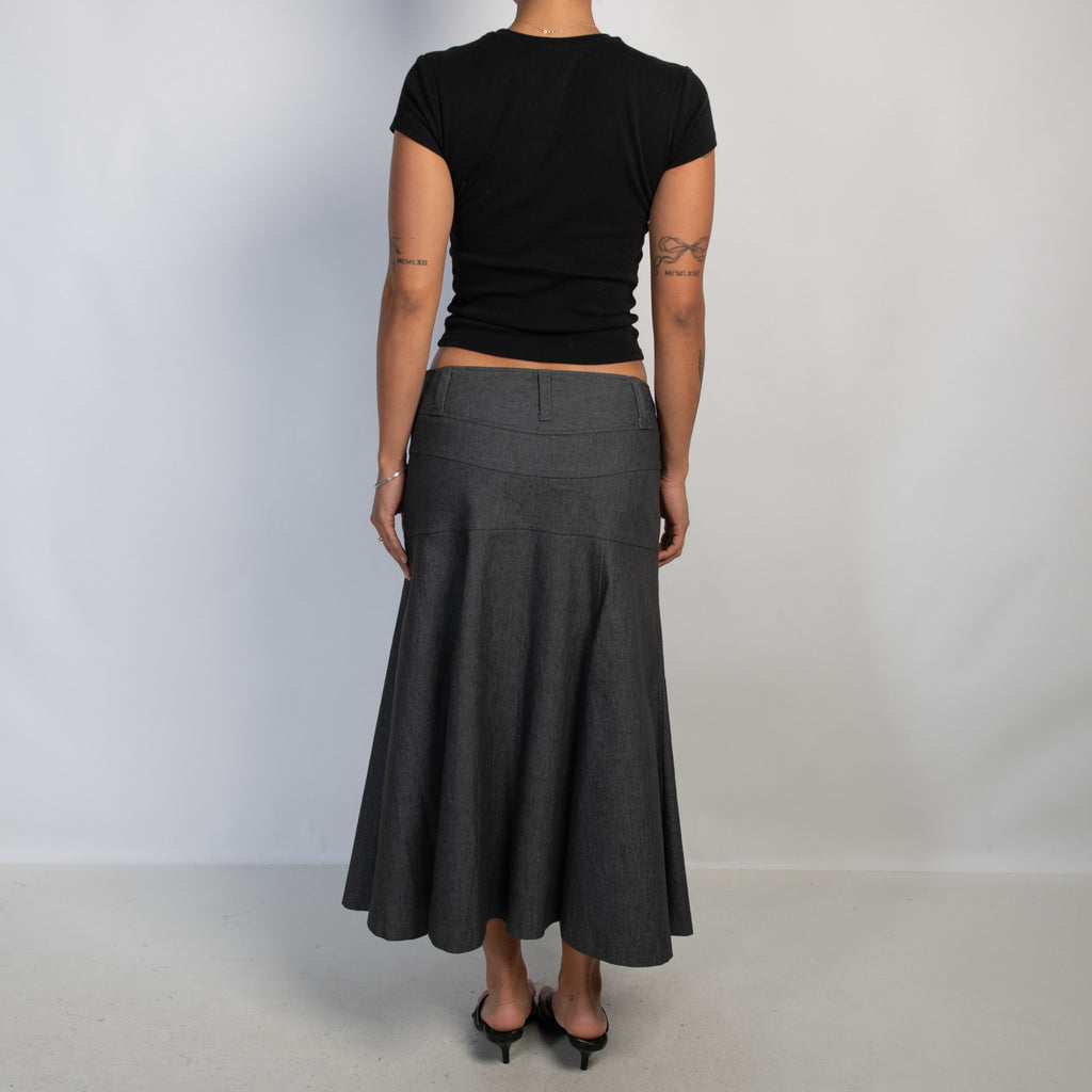 NAVY MIDI SKIRT