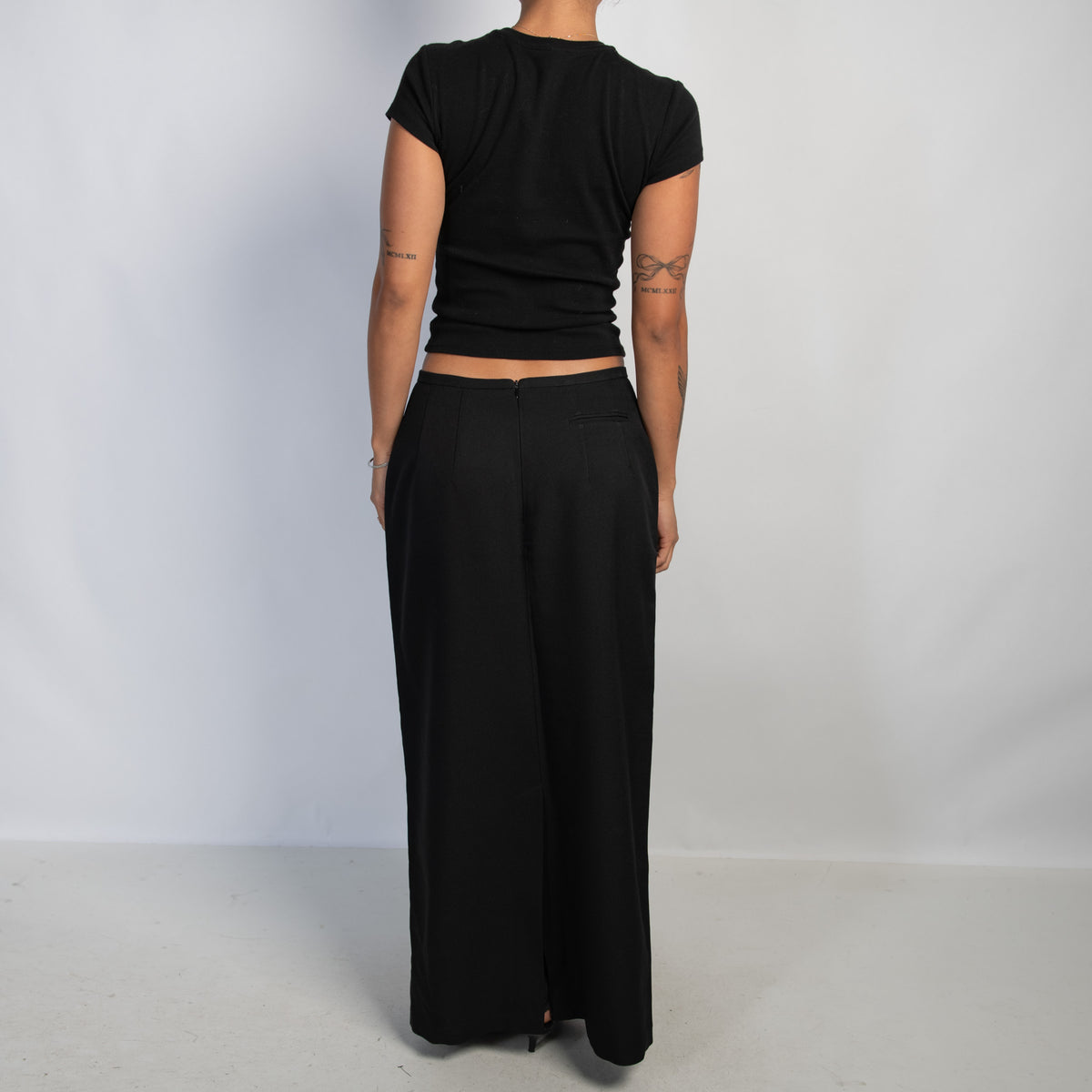 BLACK MAXI SKIRT