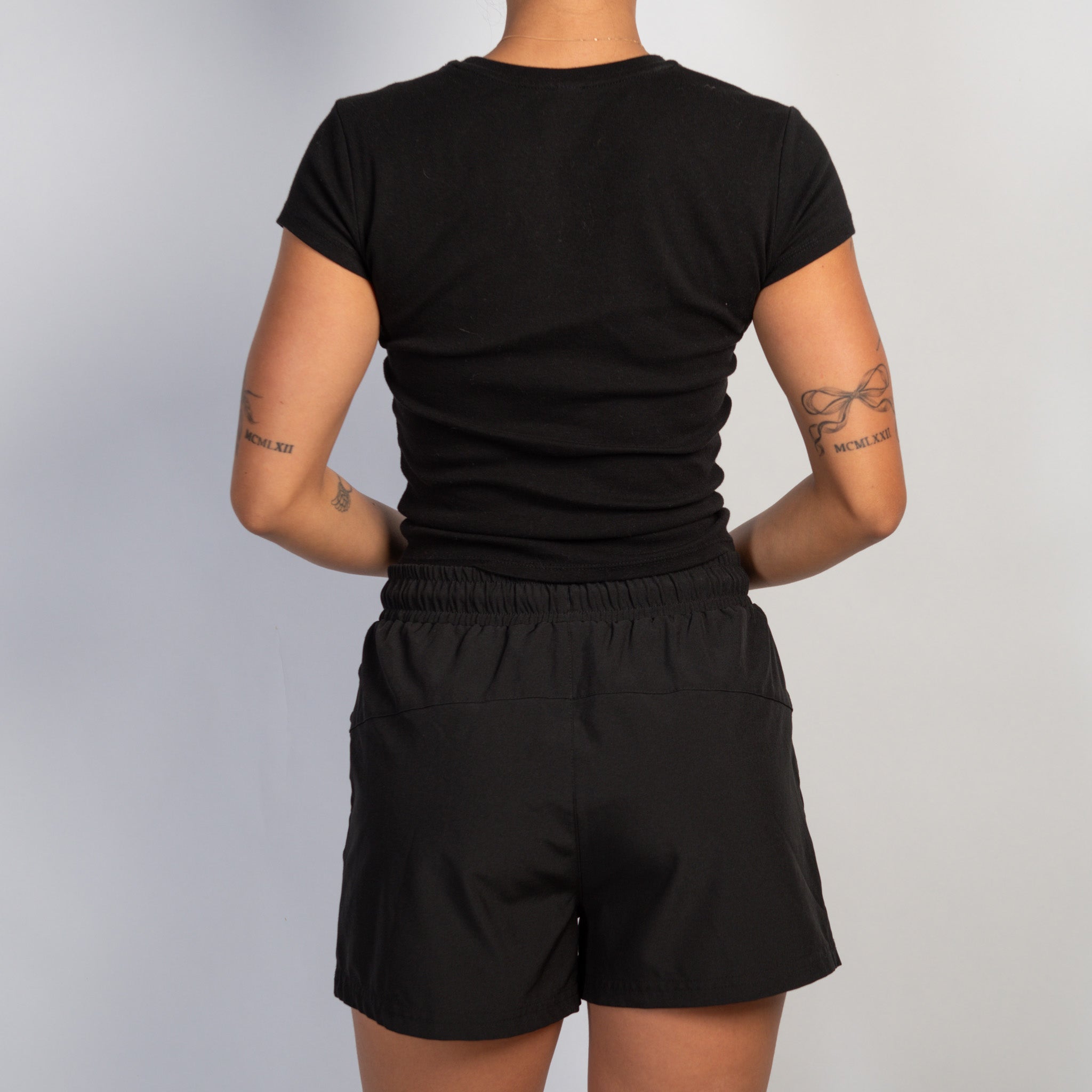 BLACK ACTIVE SHORTS