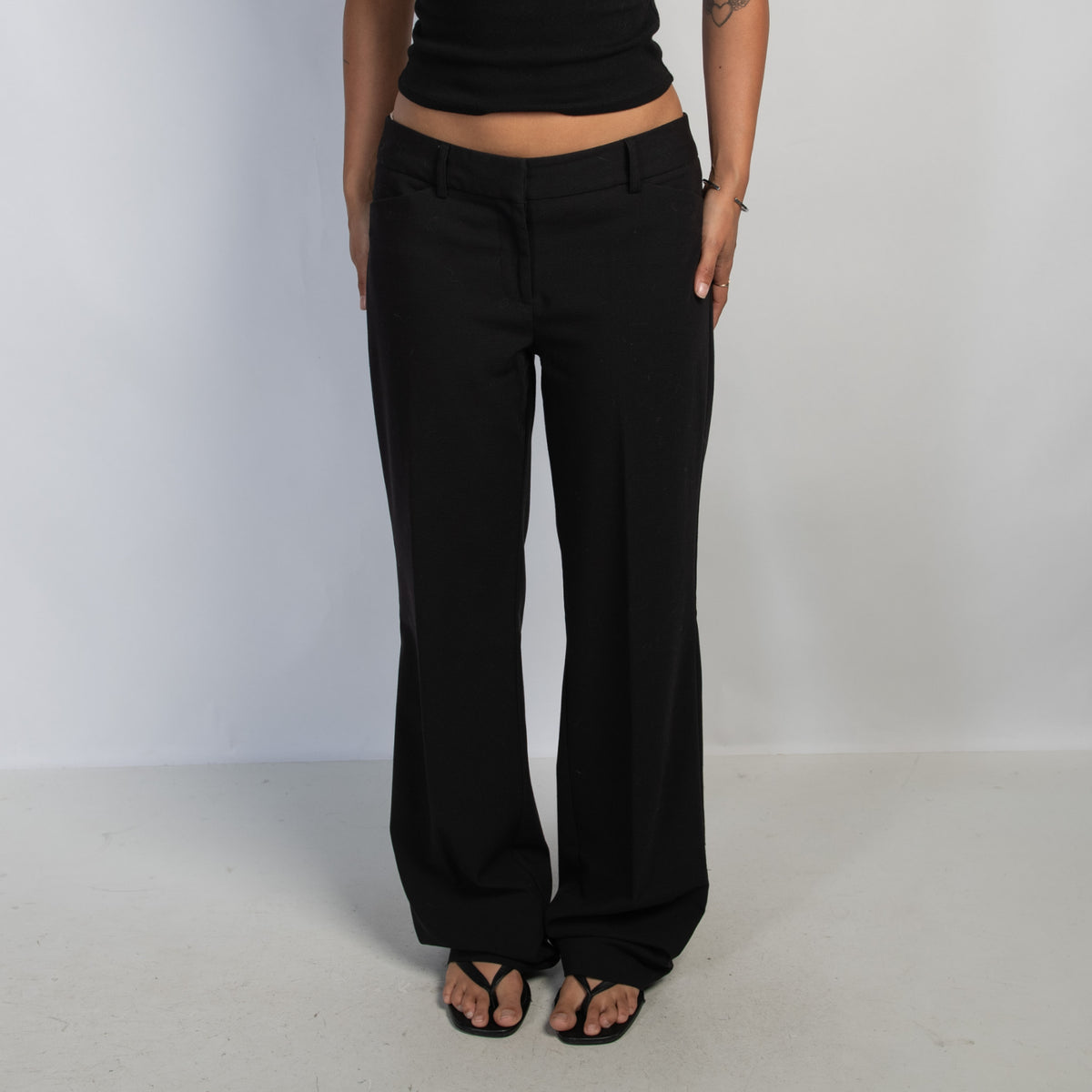 BLACK STRAIGHT LEG PANTS