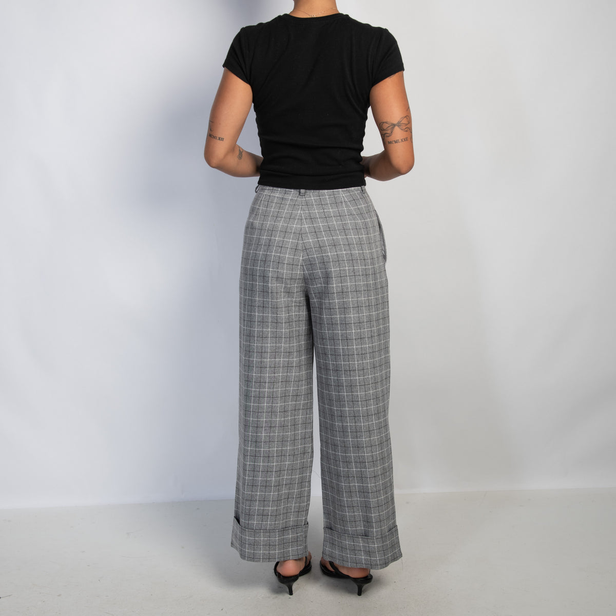 GREY PLAID TROUSERS