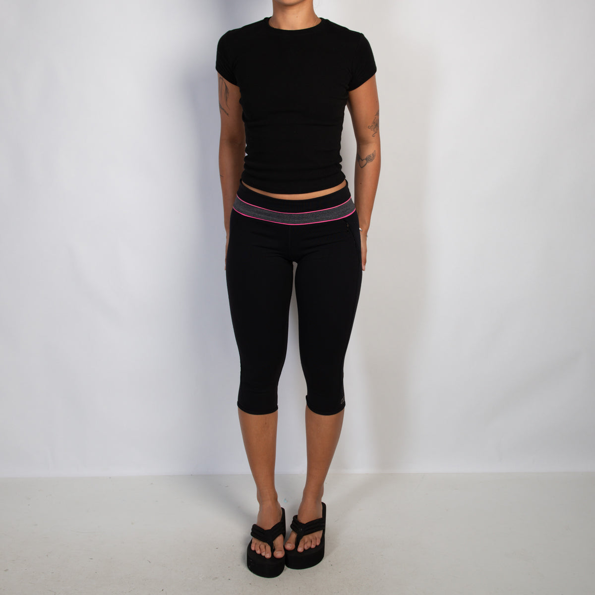 PINK ACCENT CROP TIGHTS