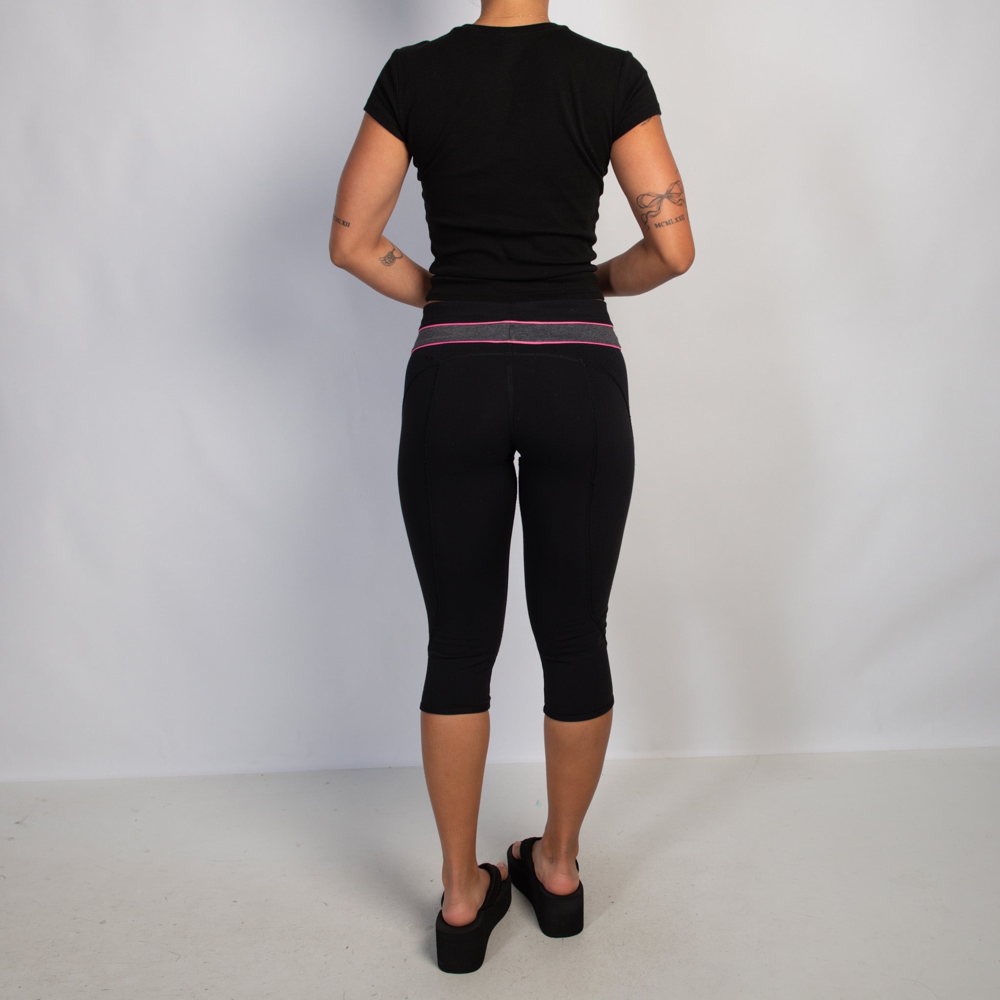 PINK ACCENT CROP TIGHTS