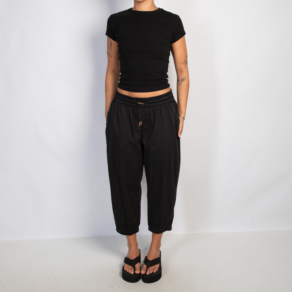 COTTON CROP PANTS