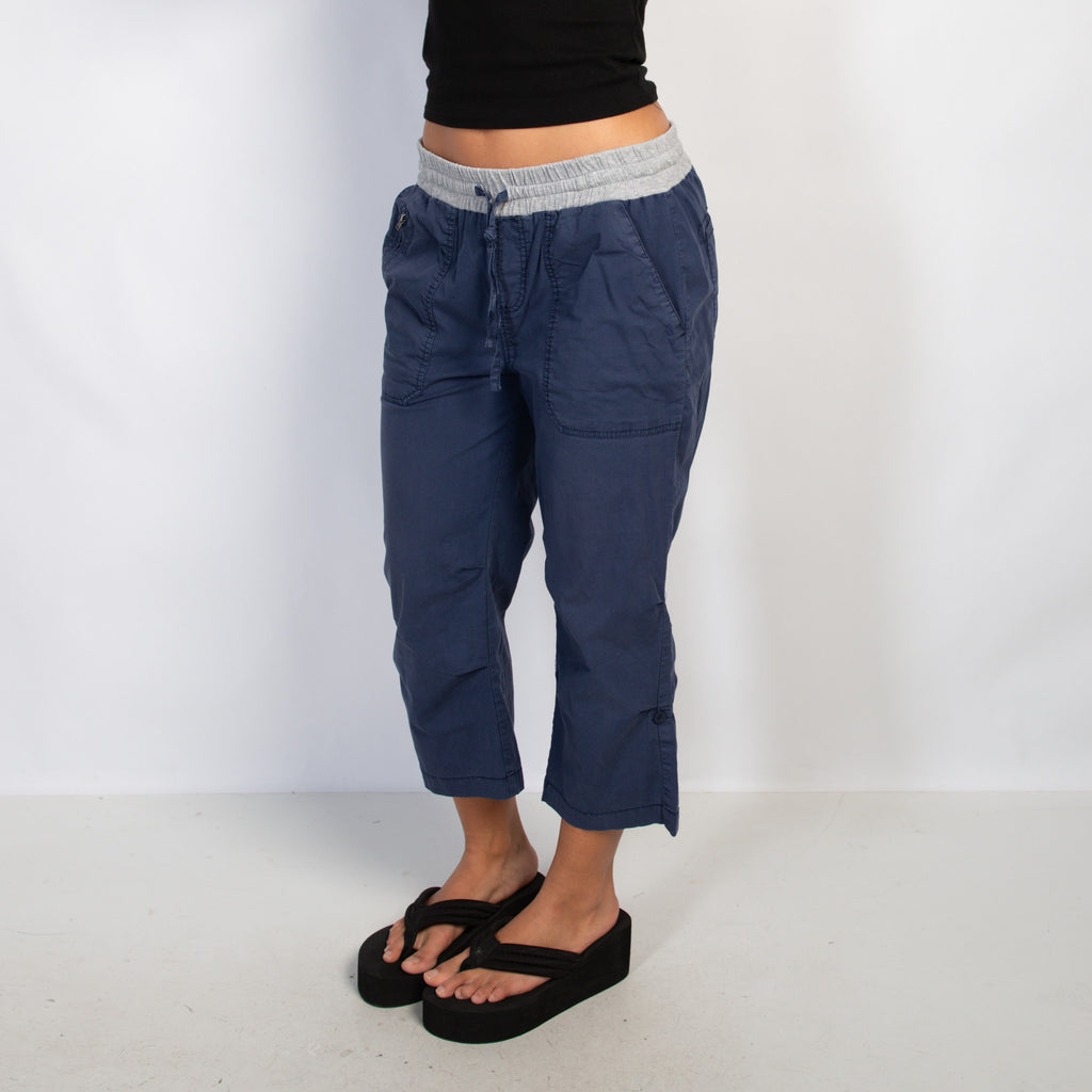 NAVY CROP CARGO PANTS